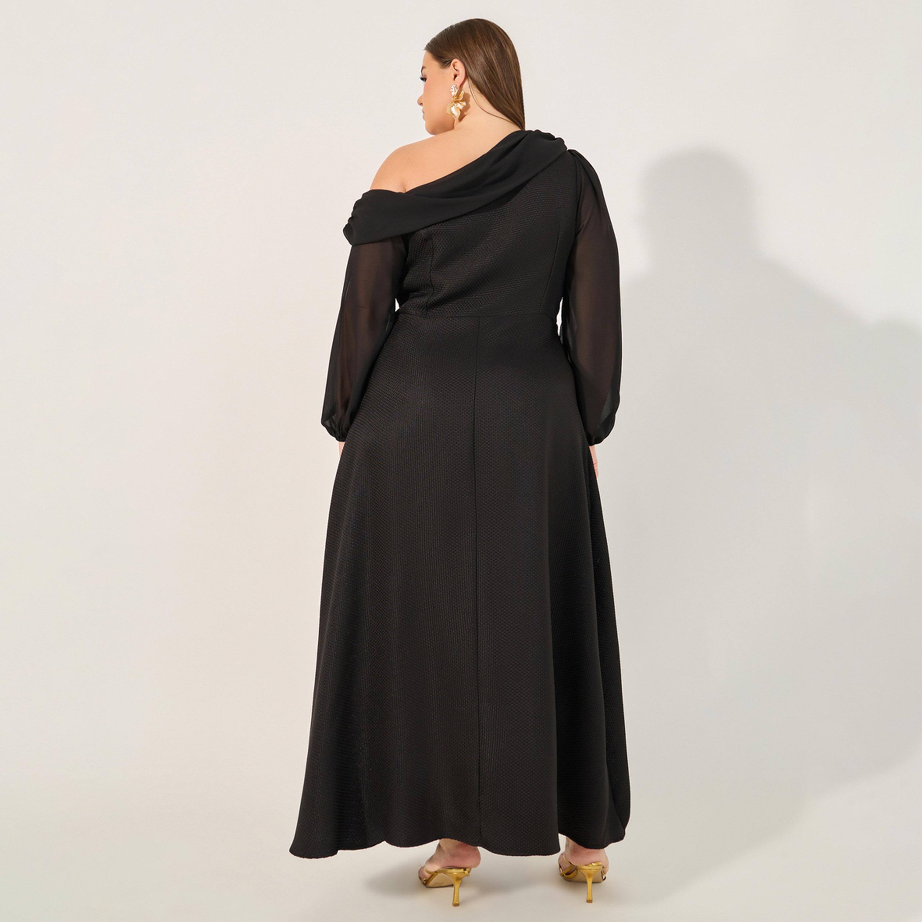 Styli Plus Size Asymmetric Neckline Balloon Sleeve A-Line Maxi Dress-women-clothing-dresses-image-5