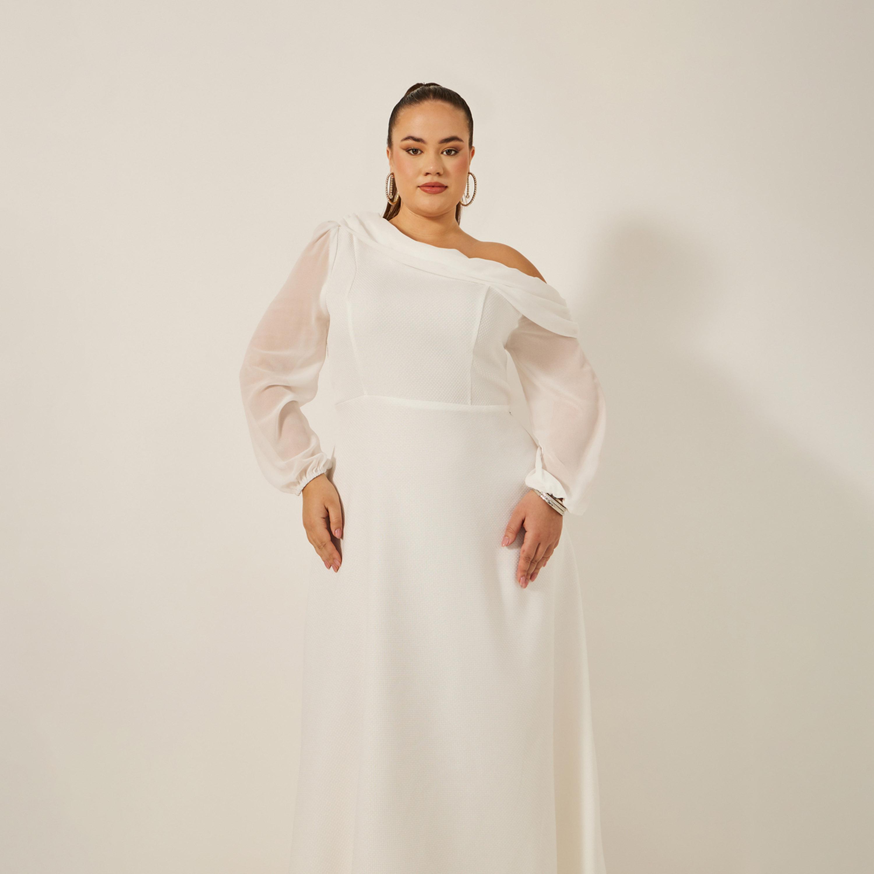 Styli Plus Size Asymmetric Neckline Balloon Sleeve A-Line Maxi Dress-women-clothing-dresses-image-3