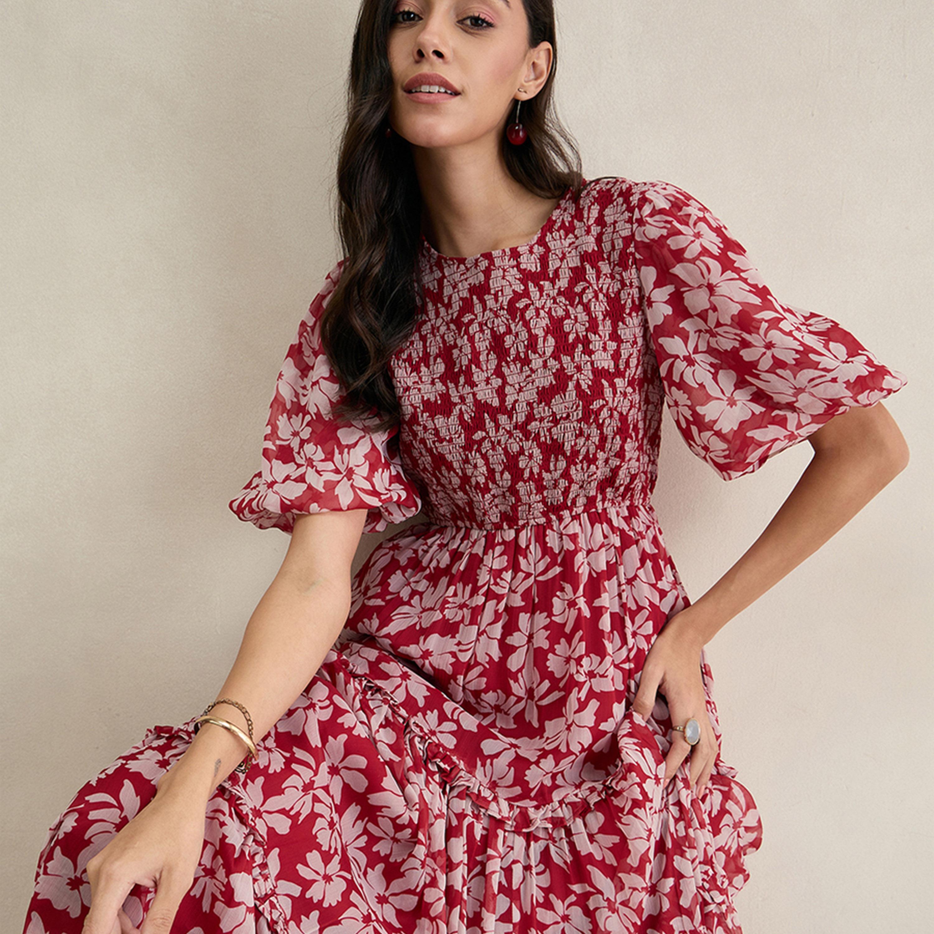 فيميلا × ستايلي - فستان ماكسي بأكمام منفوخة وطبعة زهور مع تفاصيل مطرزة-women-clothing-dresses-image-6
