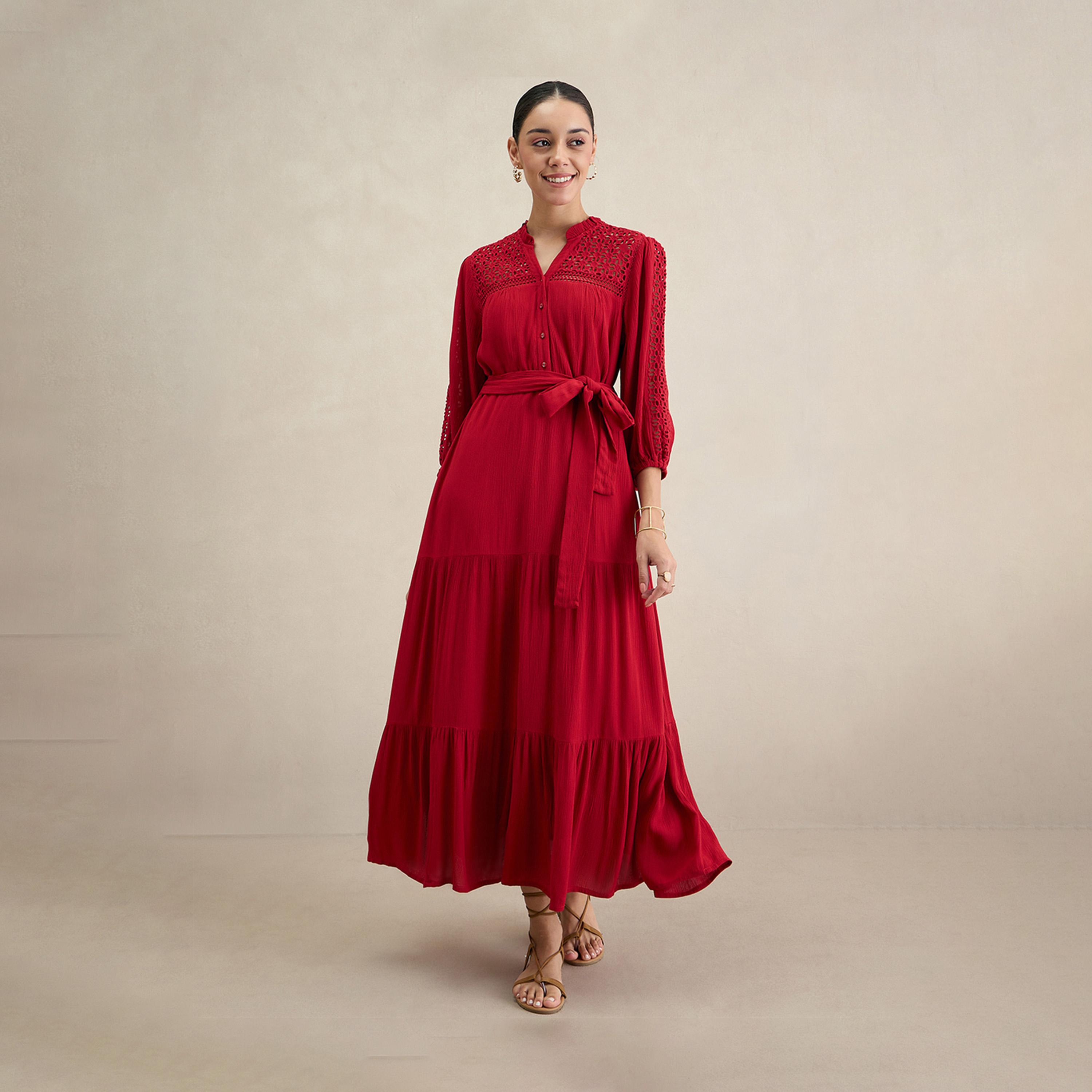 فيميلا × ستايلي - فستان ماكسي متعدد الطبقات من قماش شيفلي مع حزام ربط-women-clothing-dresses-image-2