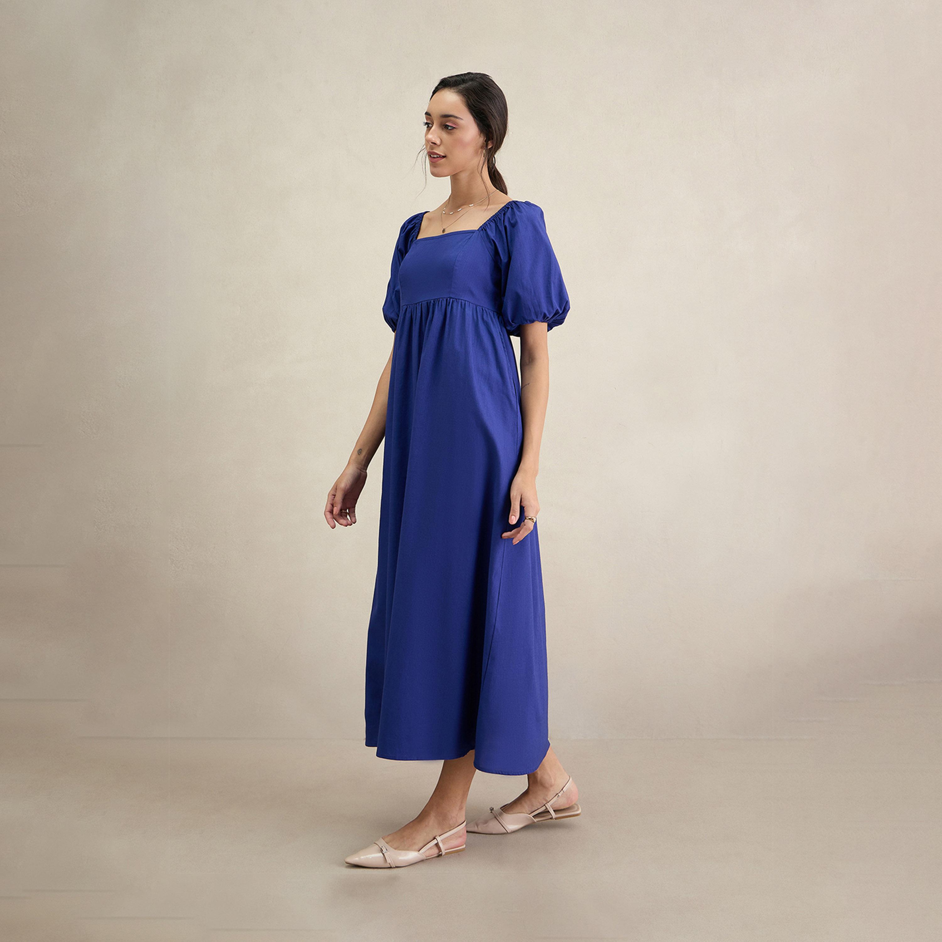 فيميلا × ستايلي - فستان ماكسي من القطن بأكمام منفوخة ورقبة مربعة-women-clothing-dresses-image-3