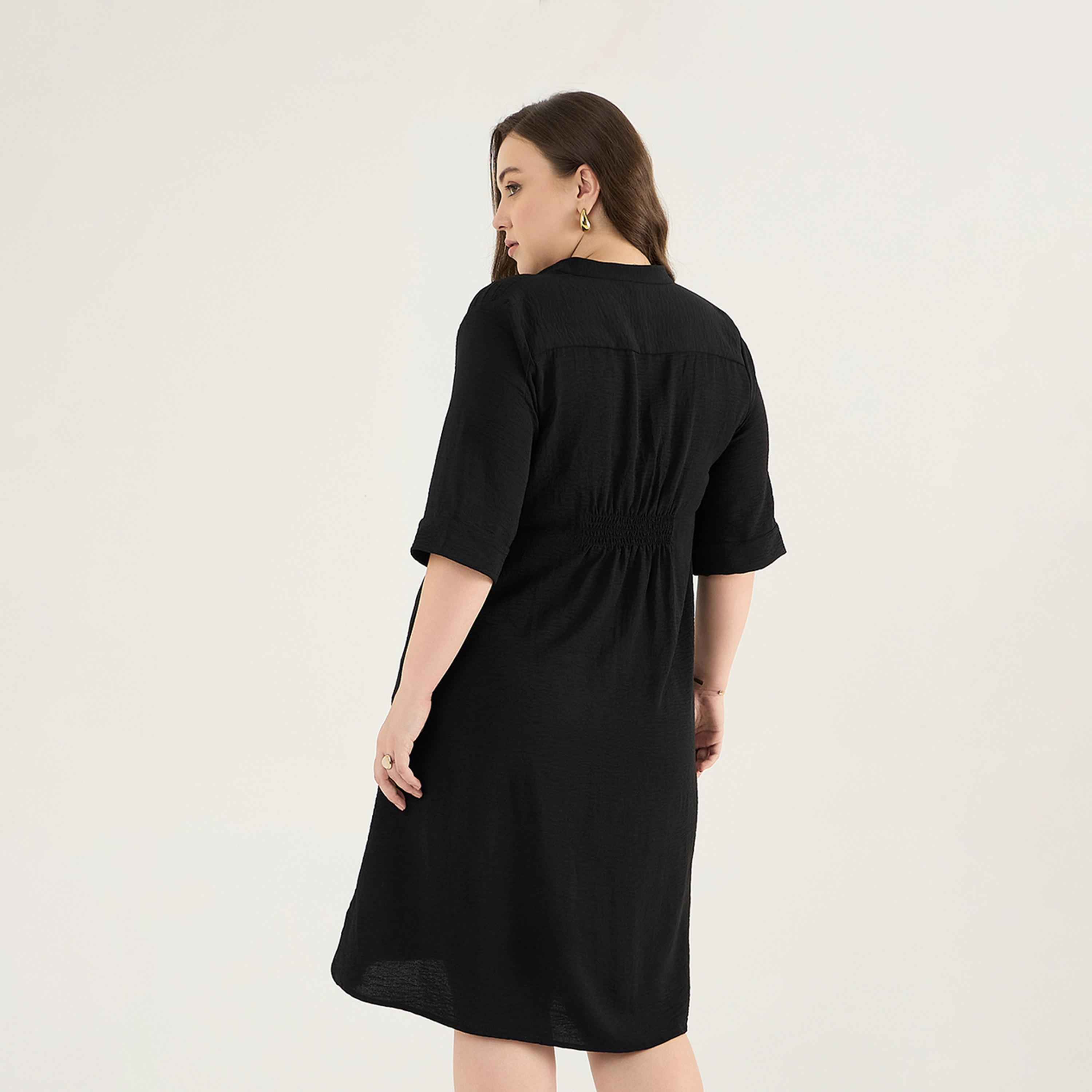 فيميلا × ستايلي - فستان مقاس كبير بطول الركبة وفتحة رقبة على شكل V-women-clothing-dresses-image-2