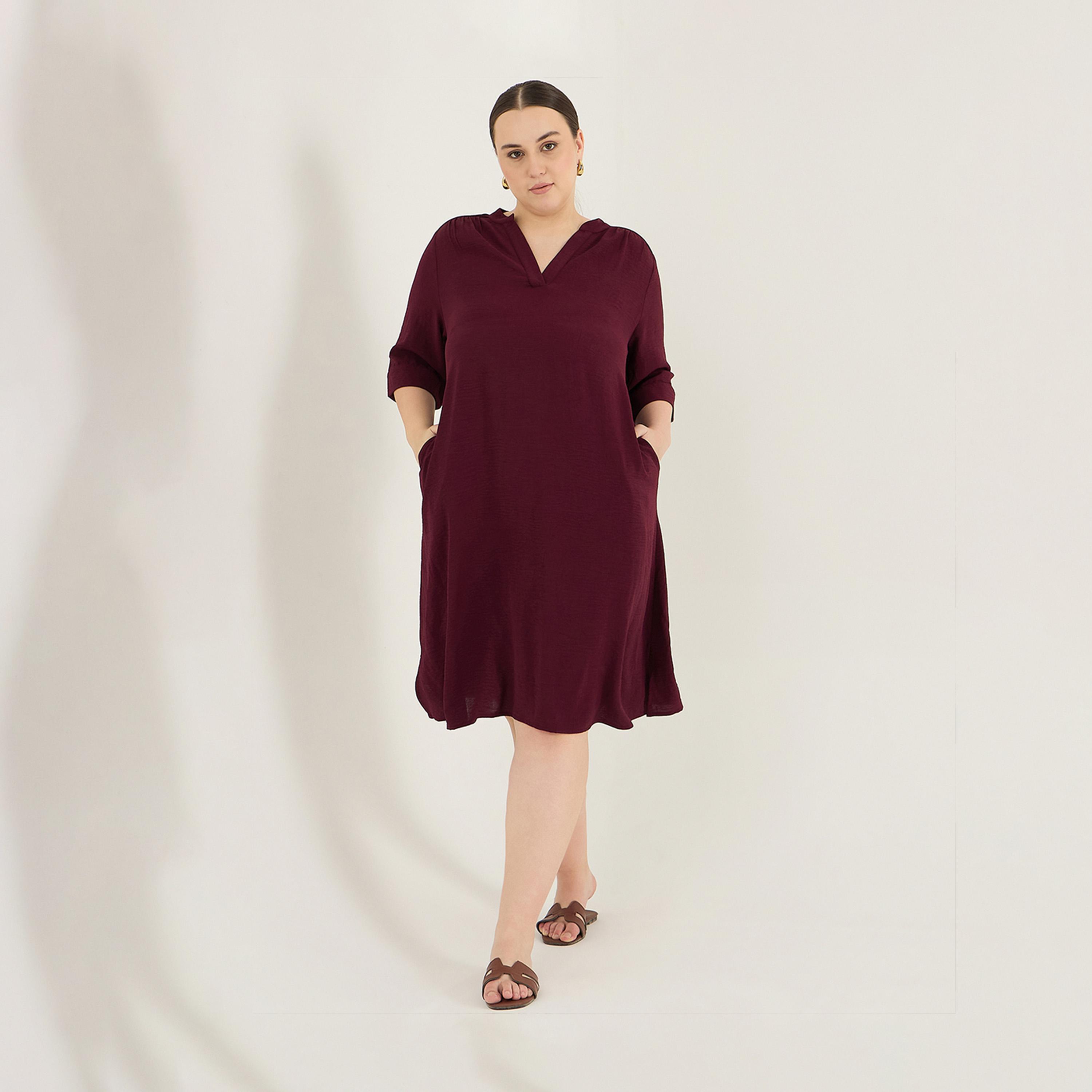 Femmella X Styli Plus Size Pleated V-Neck Knee Length Dress-women-clothing-dresses-image-6