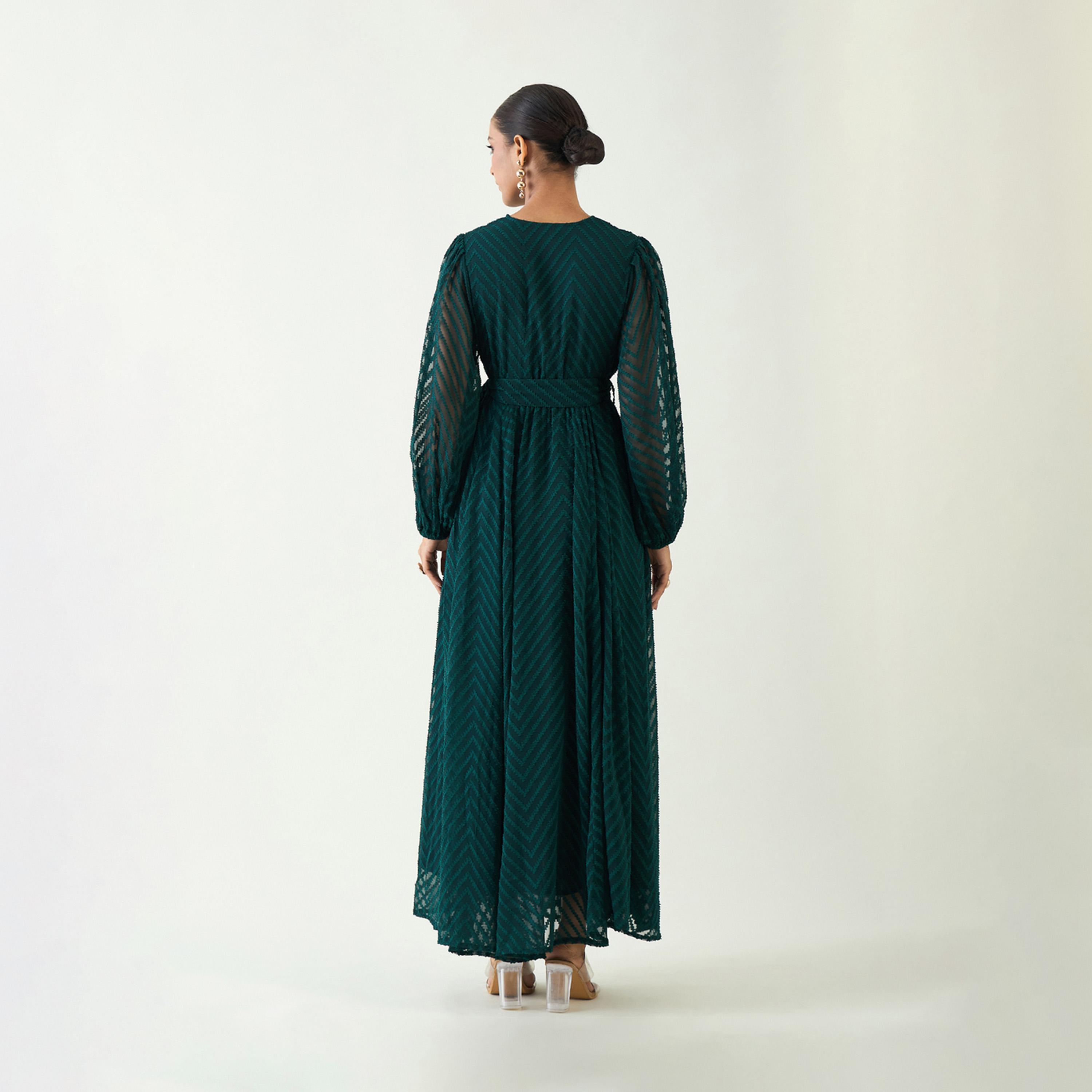 فيميلا × ستايلي - فستان ماكسي ملفوف بنمط خطوط منكسرة مع تفاصيل رباط الخصر-women-clothing-dresses-image-2