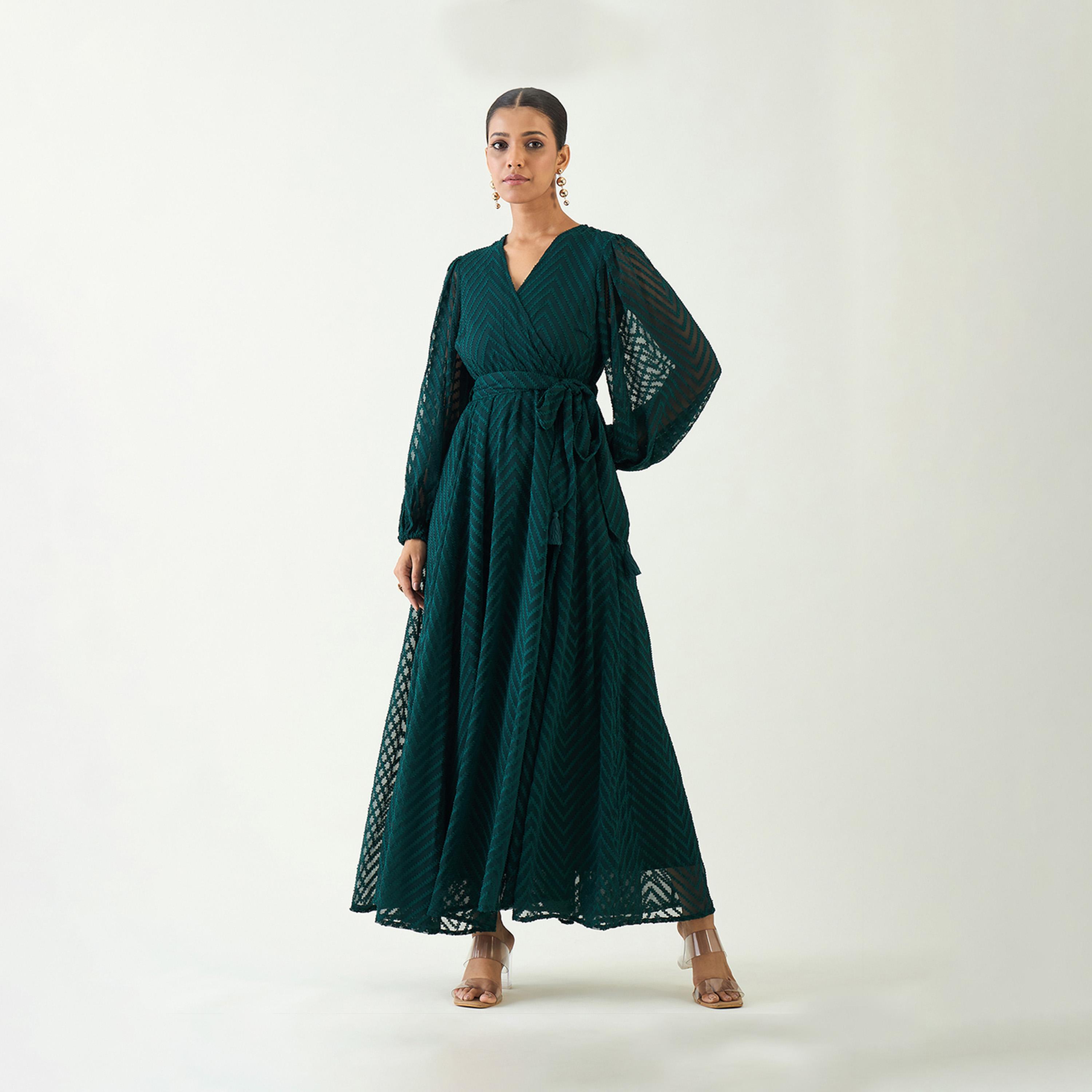 فيميلا × ستايلي - فستان ماكسي ملفوف بنمط خطوط منكسرة مع تفاصيل رباط الخصر-women-clothing-dresses-image-4