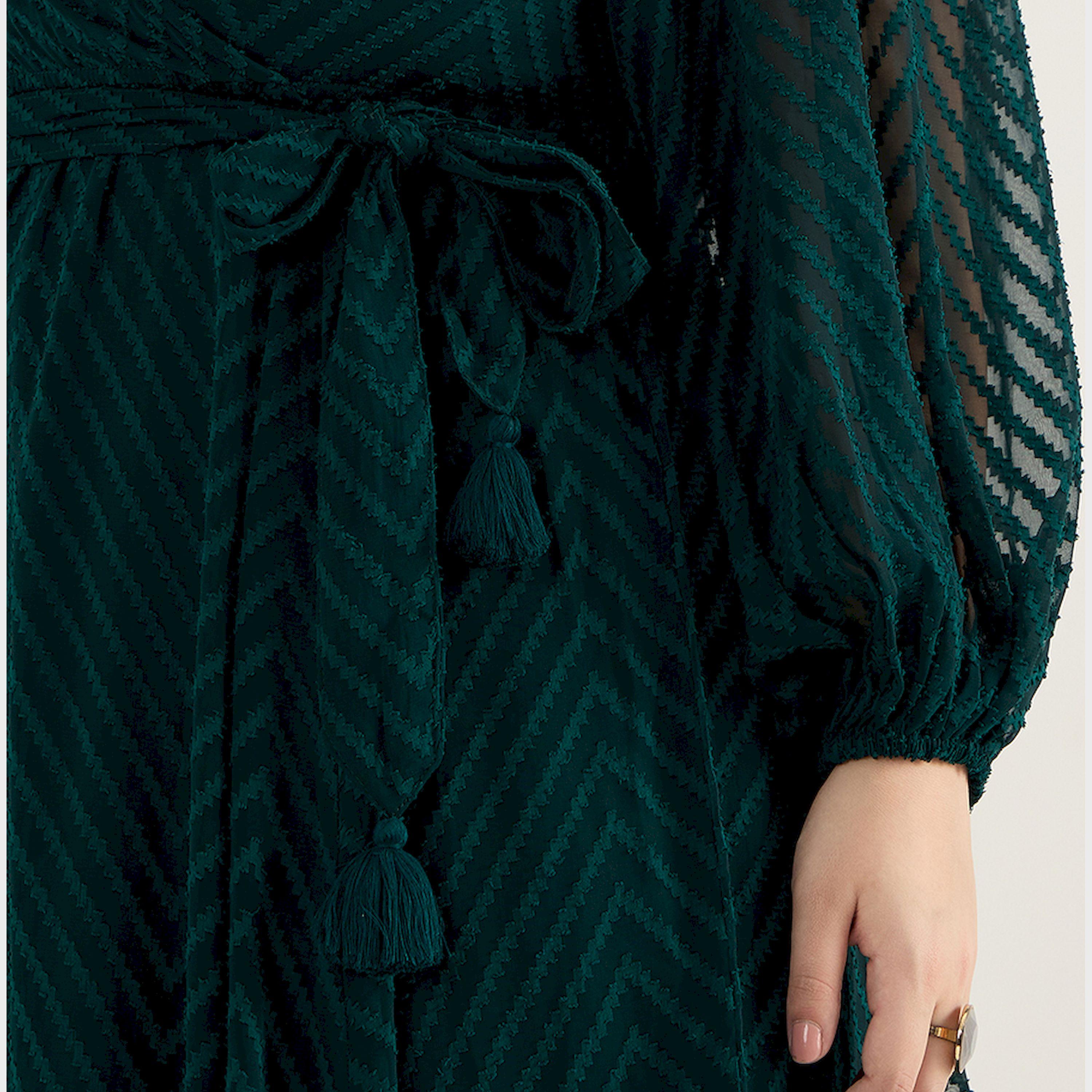 فيميلا × ستايلي - فستان شيفون ميدي ملفوف بمقاس كبير وفتحة رقبة V-women-clothing-dresses-image-5