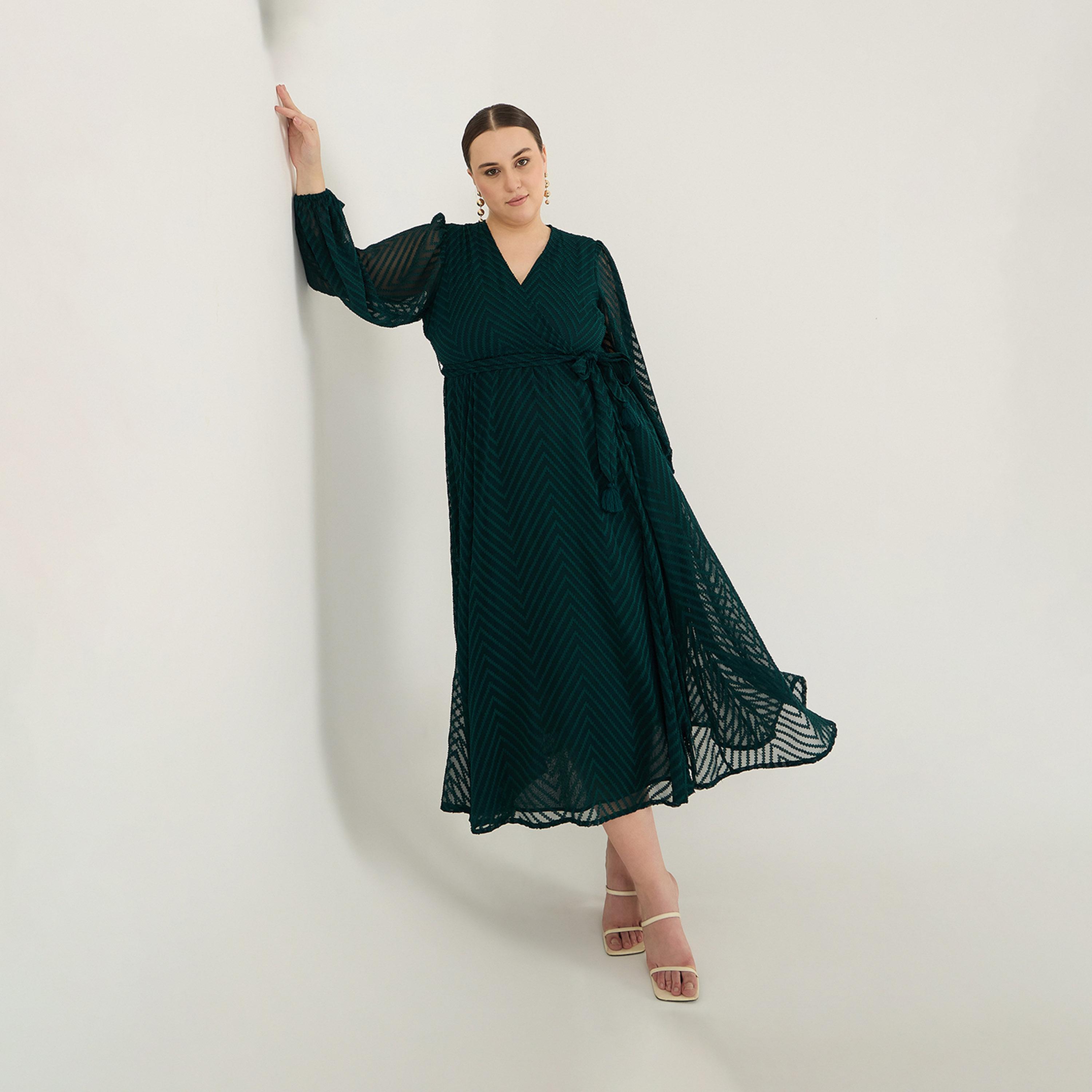 فيميلا × ستايلي - فستان شيفون ميدي ملفوف بمقاس كبير وفتحة رقبة V-women-clothing-dresses-image-6