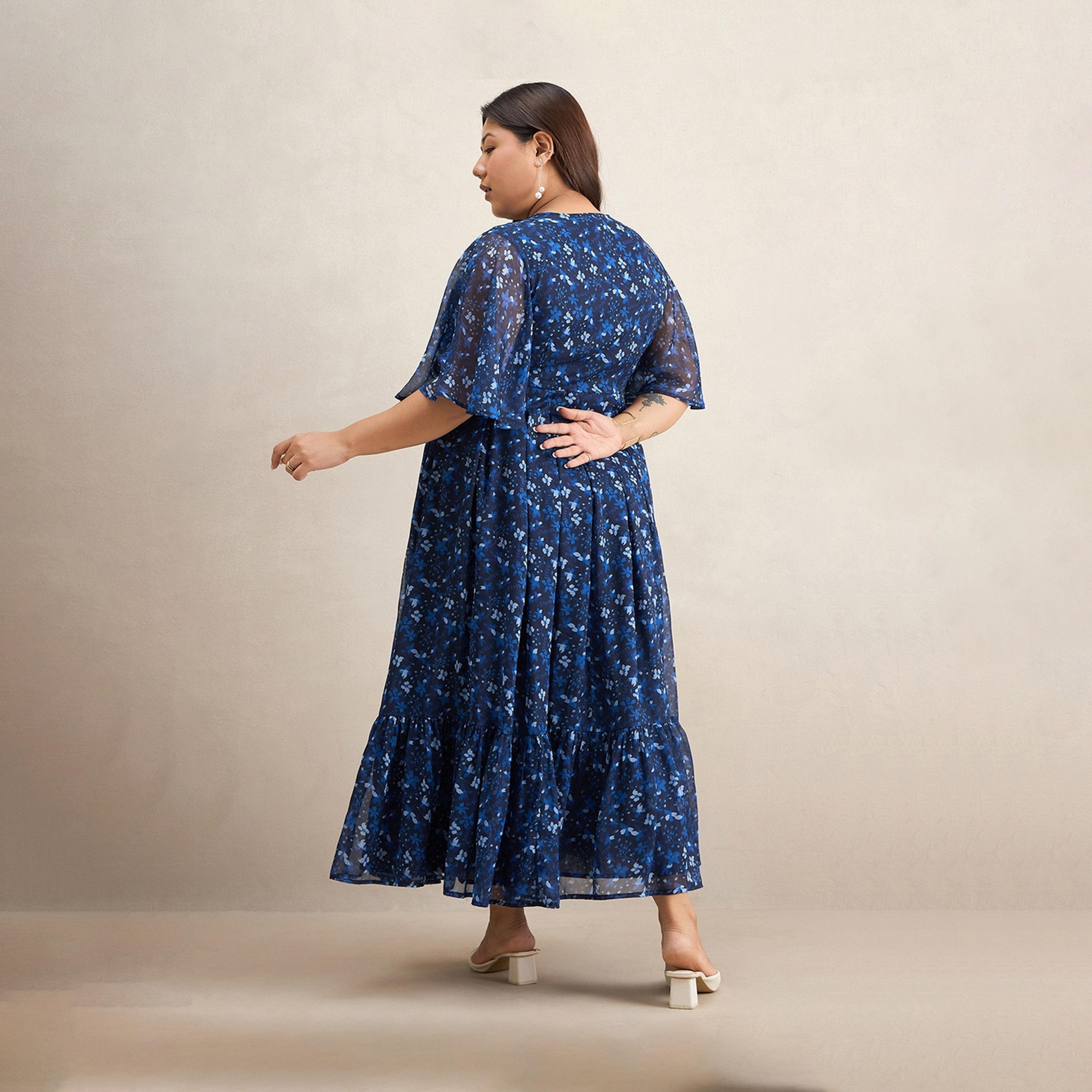 فيميلا × ستايلي - فستان ماكسي متعدد الطبقات بطبعات الأزهار بمقاس كبير-women-clothing-dresses-image-3
