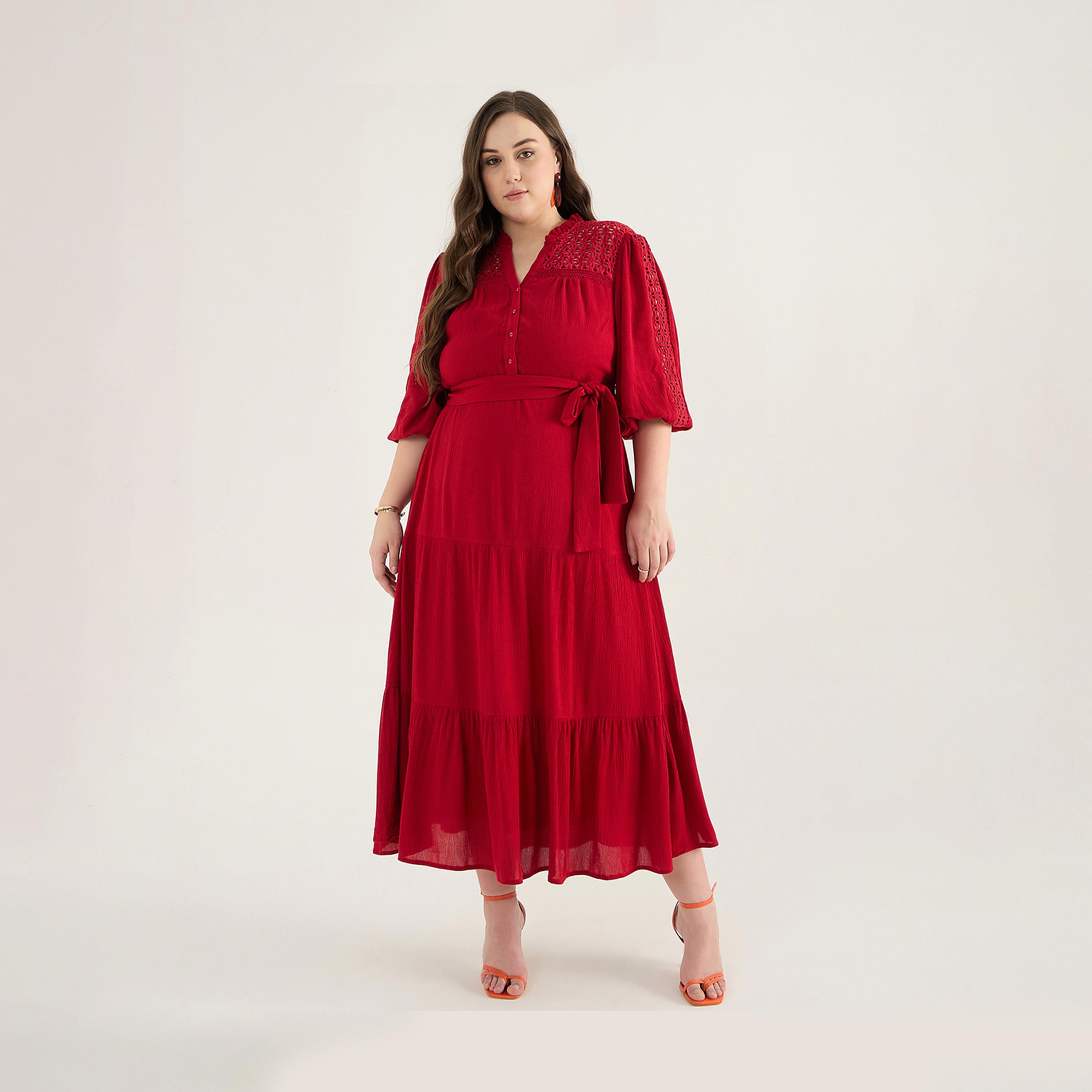 فيميلا × ستايلي - فستان ماكسي متعدد الطبقات بأكمام منفوخة ورقبة على شكل V من قماش شيفلي-women-clothing-dresses-image-1