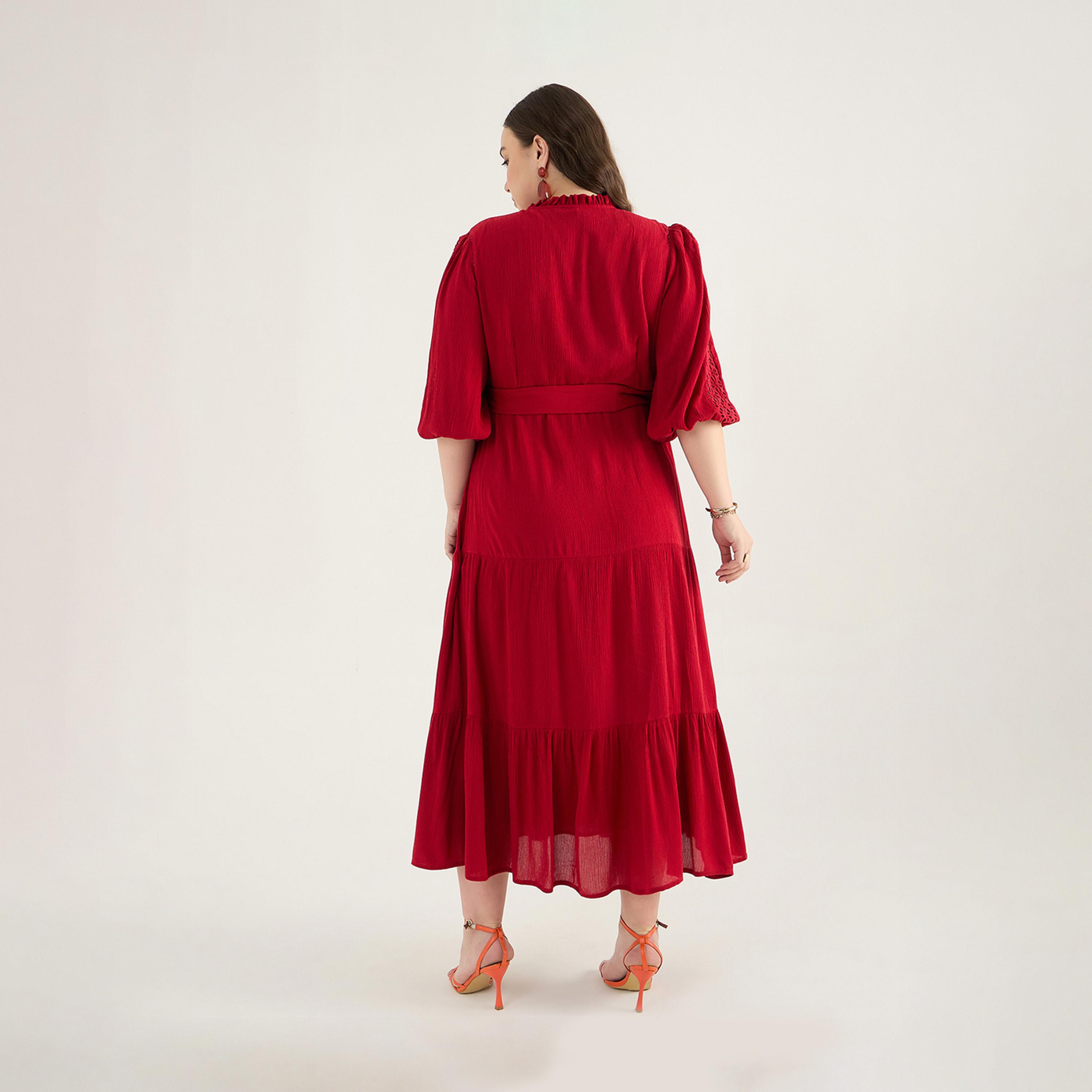 فيميلا × ستايلي - فستان ماكسي متعدد الطبقات بأكمام منفوخة ورقبة على شكل V من قماش شيفلي-women-clothing-dresses-image-2