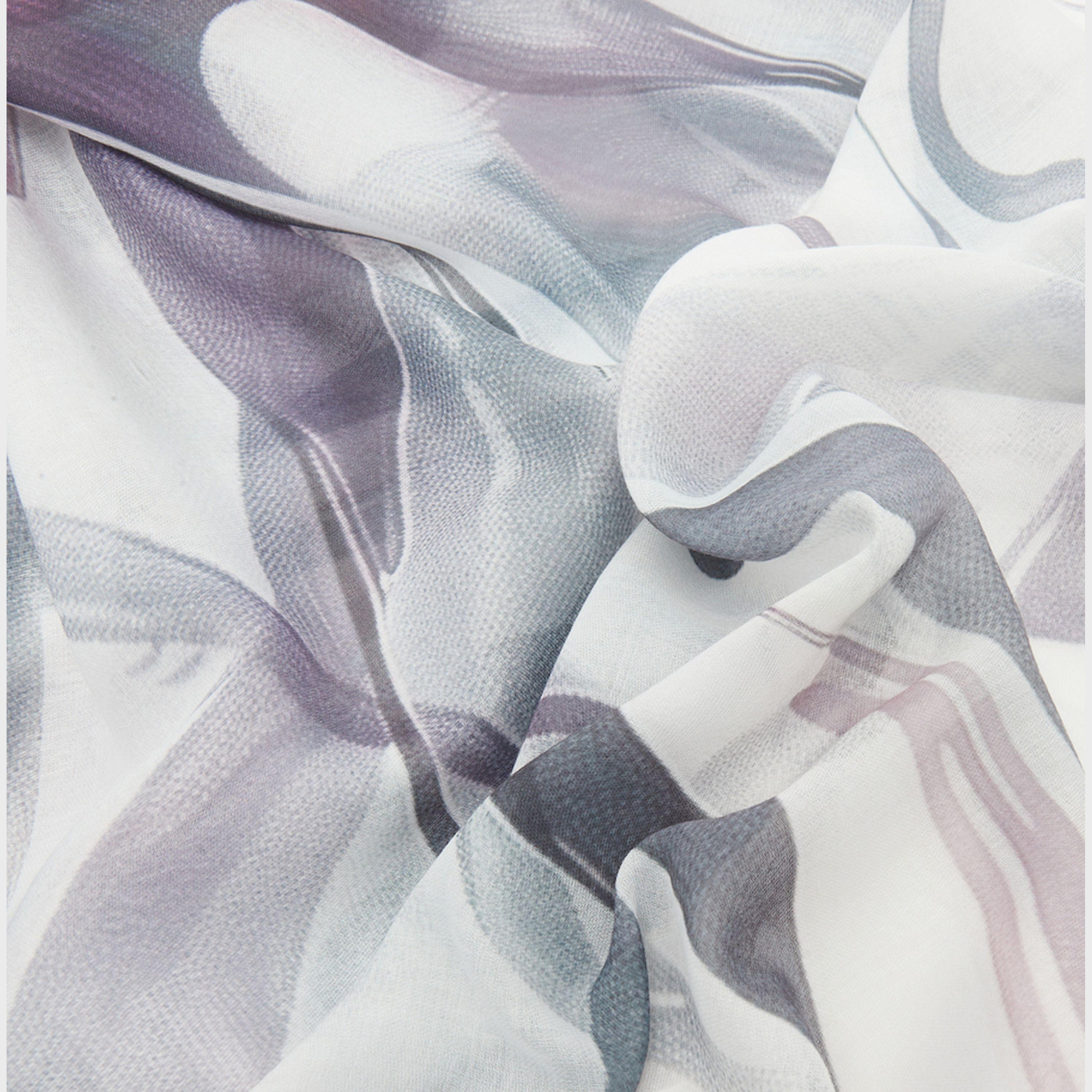 ستايلي - حجاب بطبعة تجريدية-women-clothingaccessories-scarves-image-2