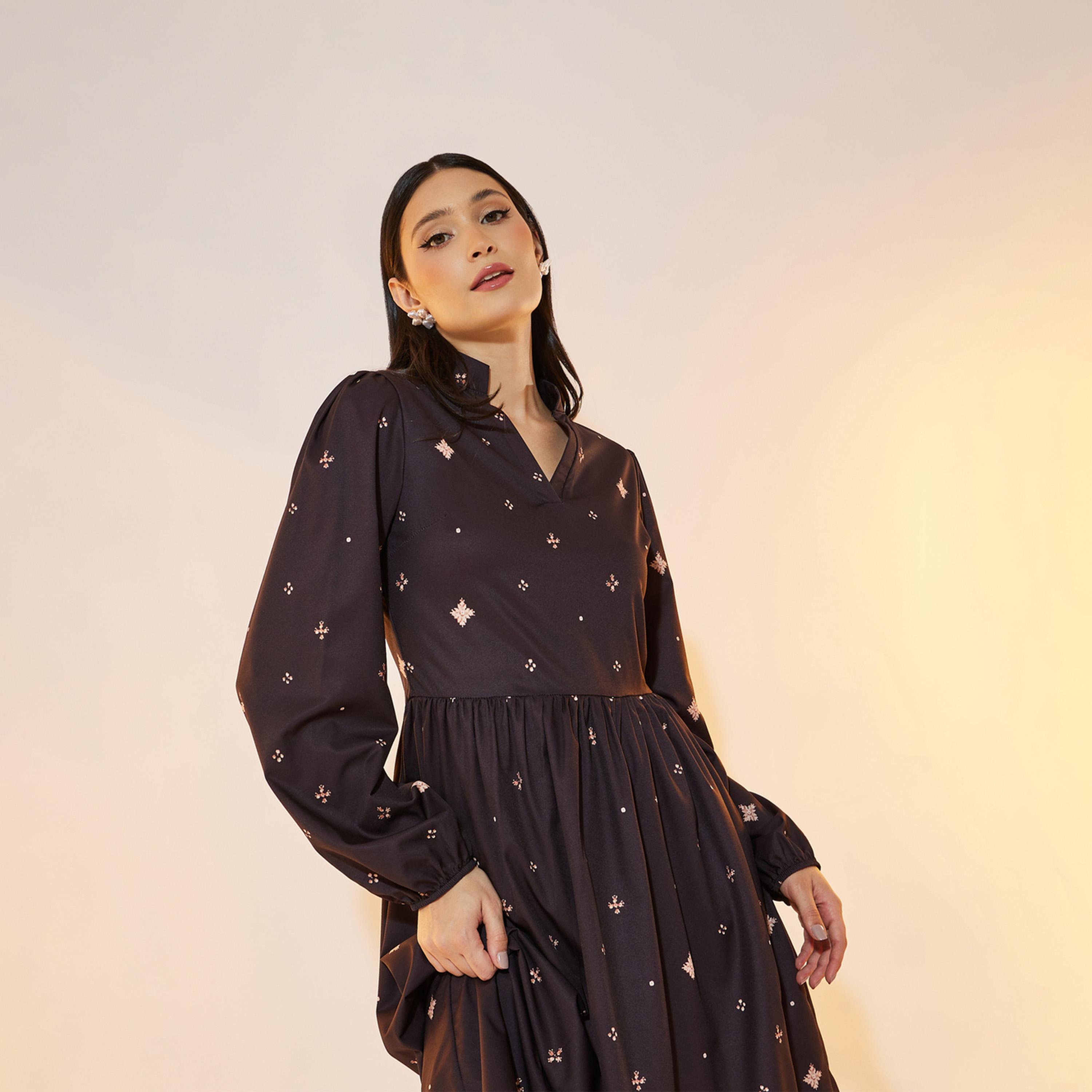 فستان بطول الركبة وطبعات صغيرة-women-clothing-dresses-image-5