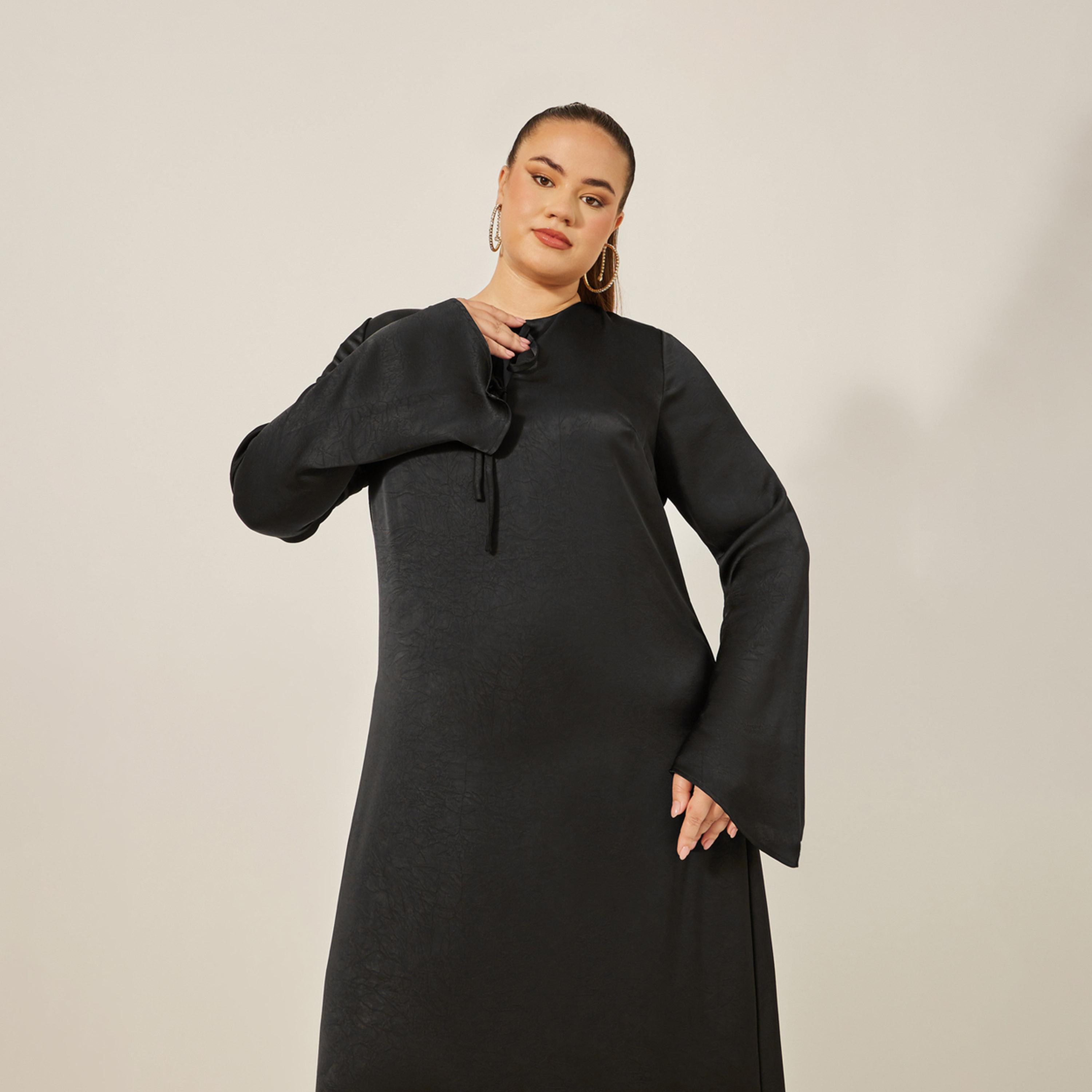 Styli Plus Size Textured Tie-Up Neck A-Line Maxi Dress-women-clothing-dresses-image-3