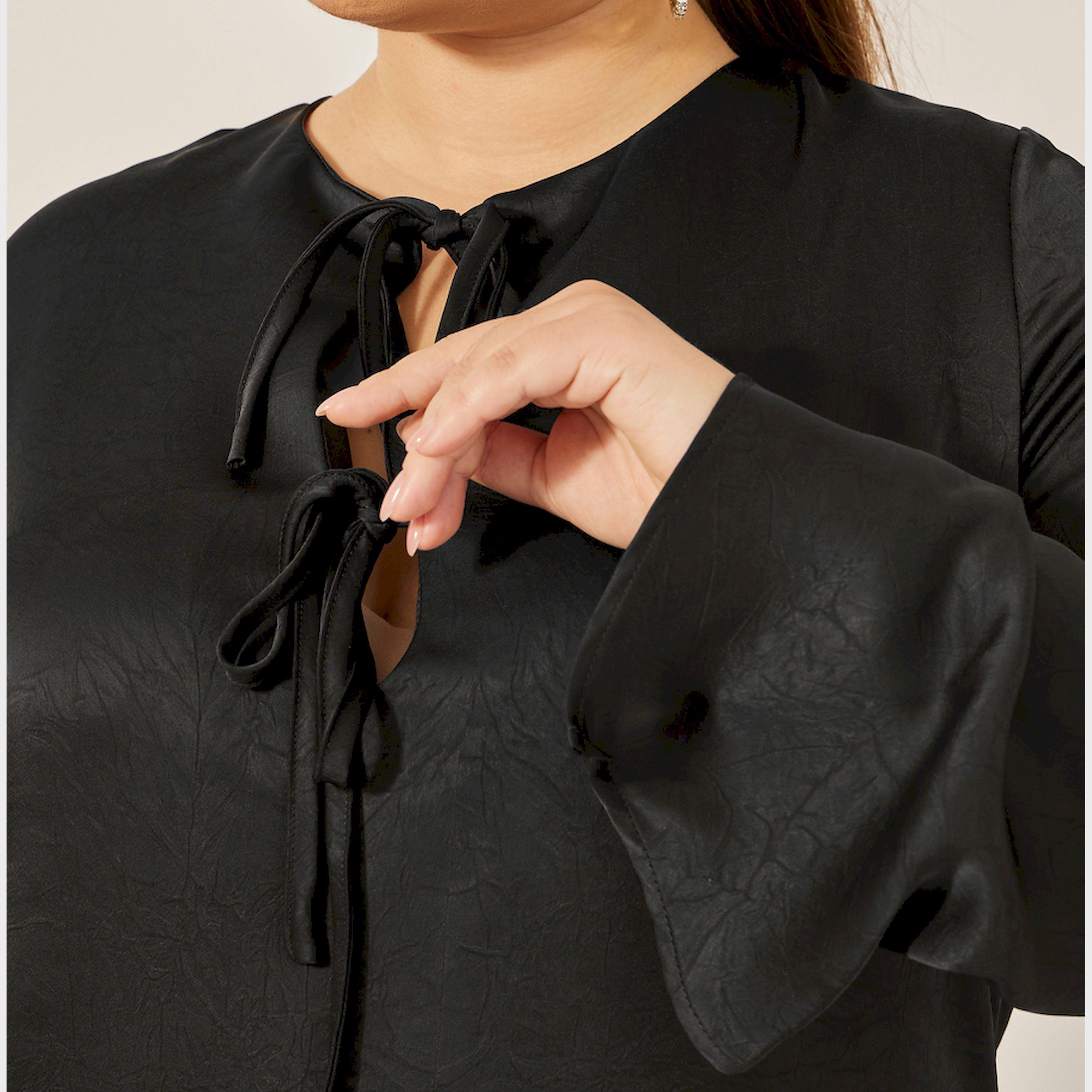 Styli Plus Size Textured Tie-Up Neck A-Line Maxi Dress-women-clothing-dresses-image-4