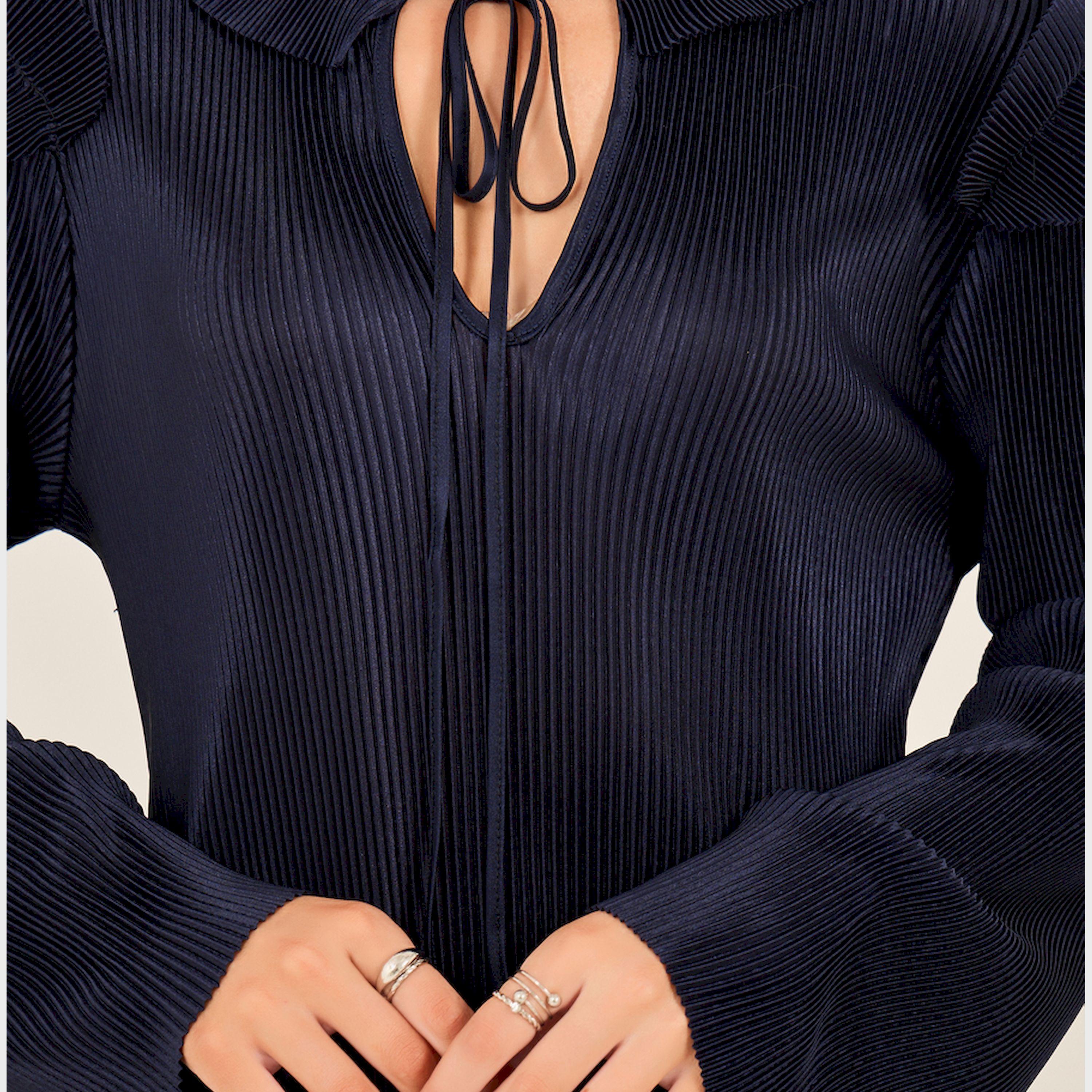 ستايلي - فستان ماكسي بتصميم منقوش برباط حول الرقبة-women-clothing-dresses-image-4