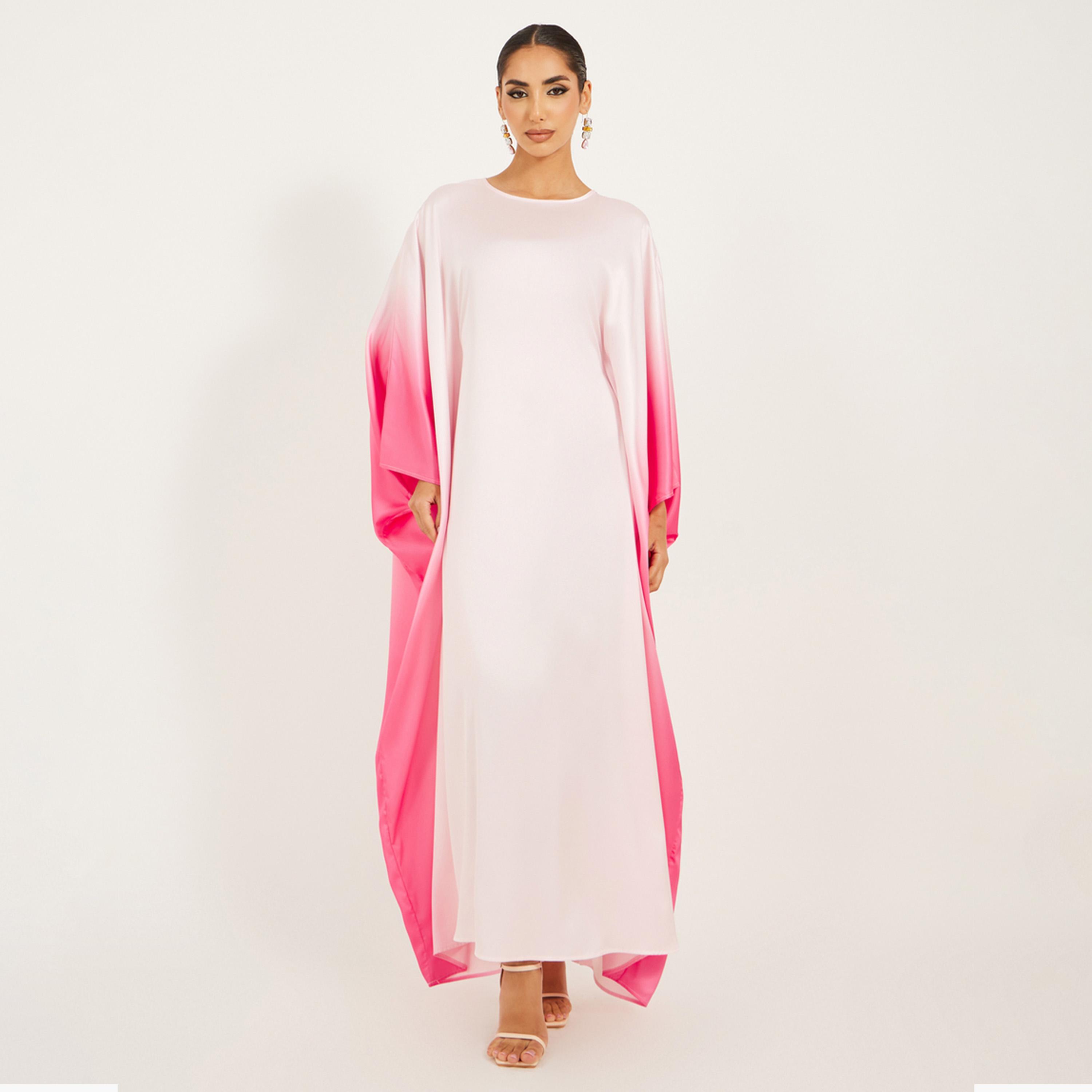 أميرة x ستايلي قفطان ساتان بقصة سائبة وطبعة أومبري-women-arabicclothing-kaftan-image-1