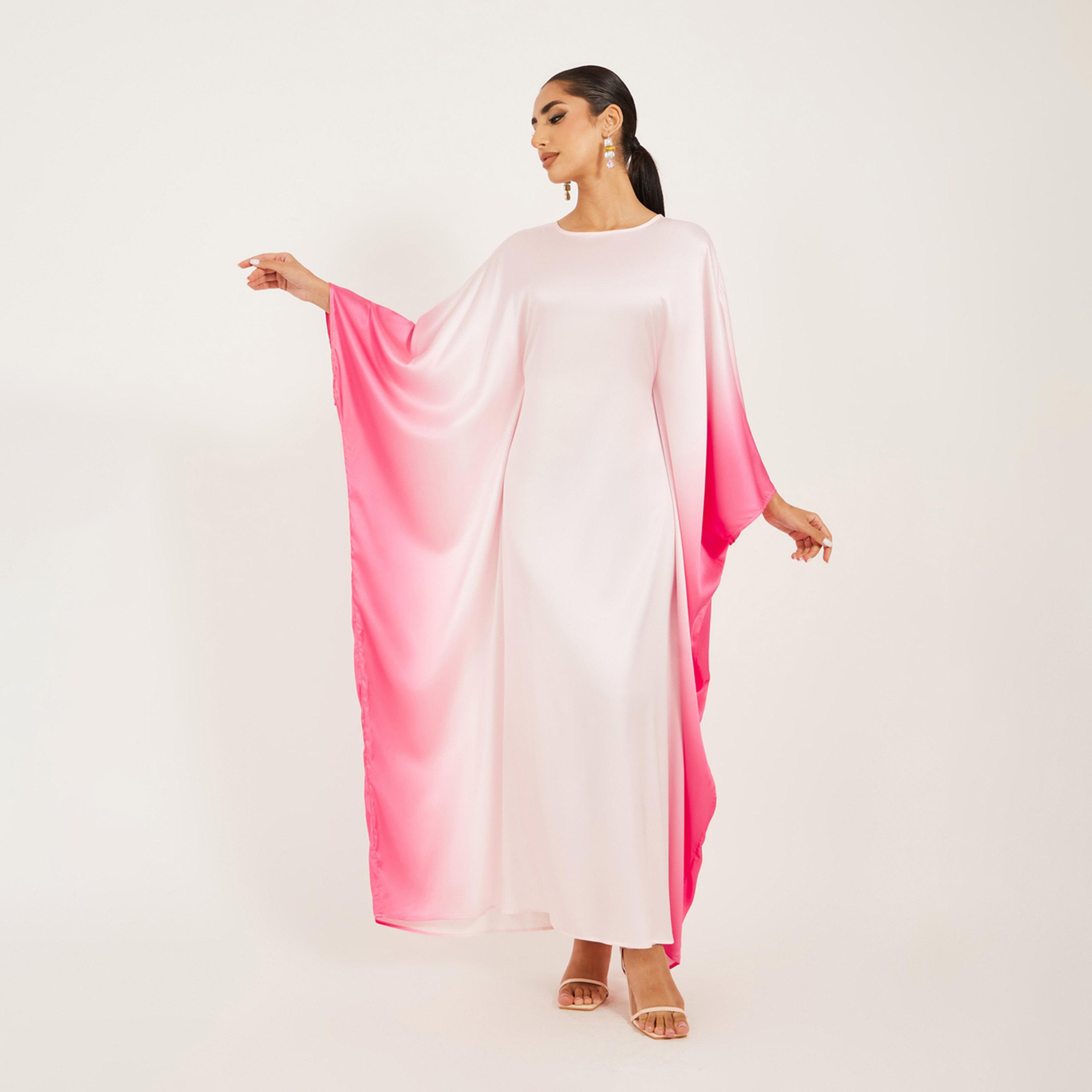 أميرة x ستايلي قفطان ساتان بقصة سائبة وطبعة أومبري-women-arabicclothing-kaftan-image-2