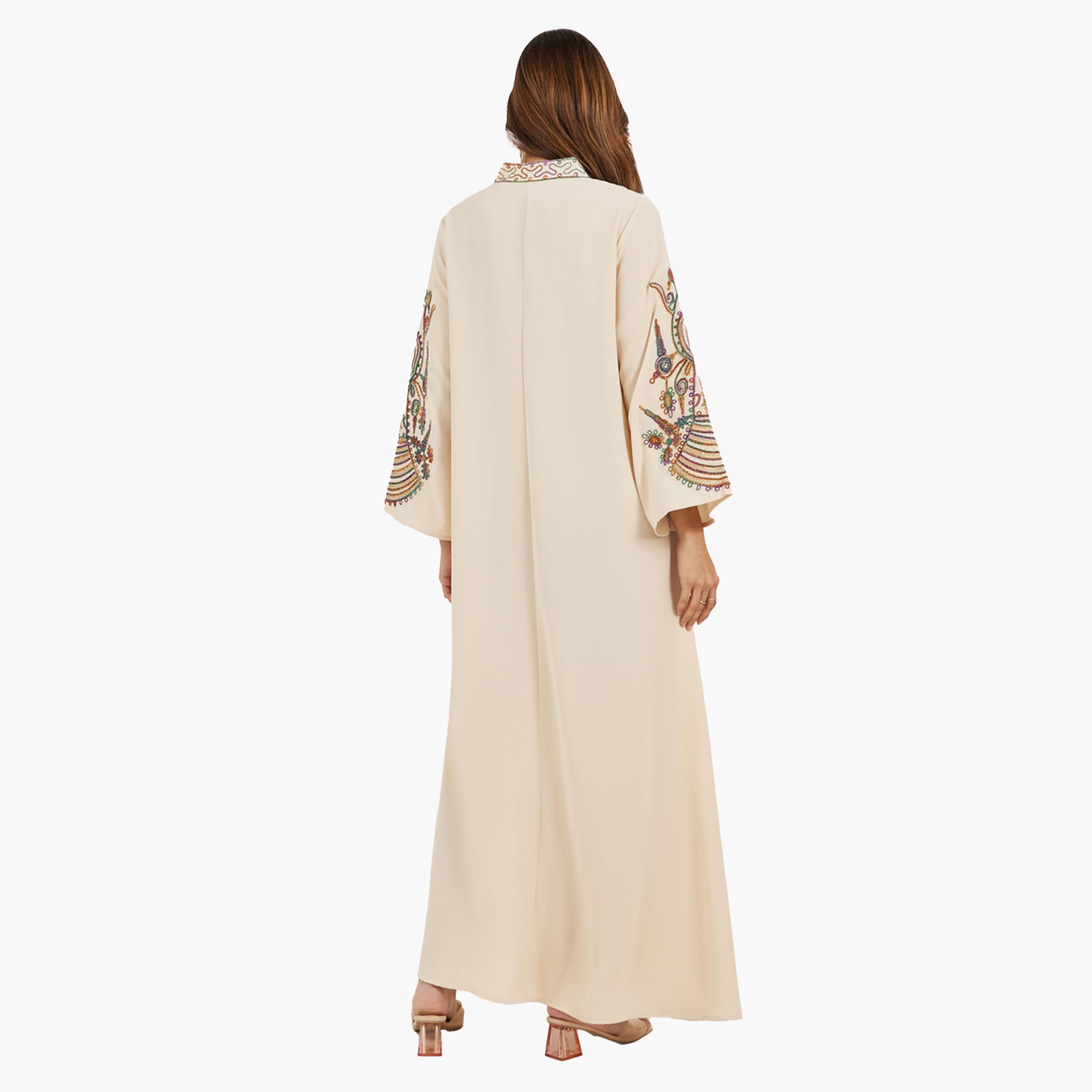 ستايلي-  جلابية كريمية مطرزة ياقة واقفة-women-arabicclothing-jalabiyas-image-5