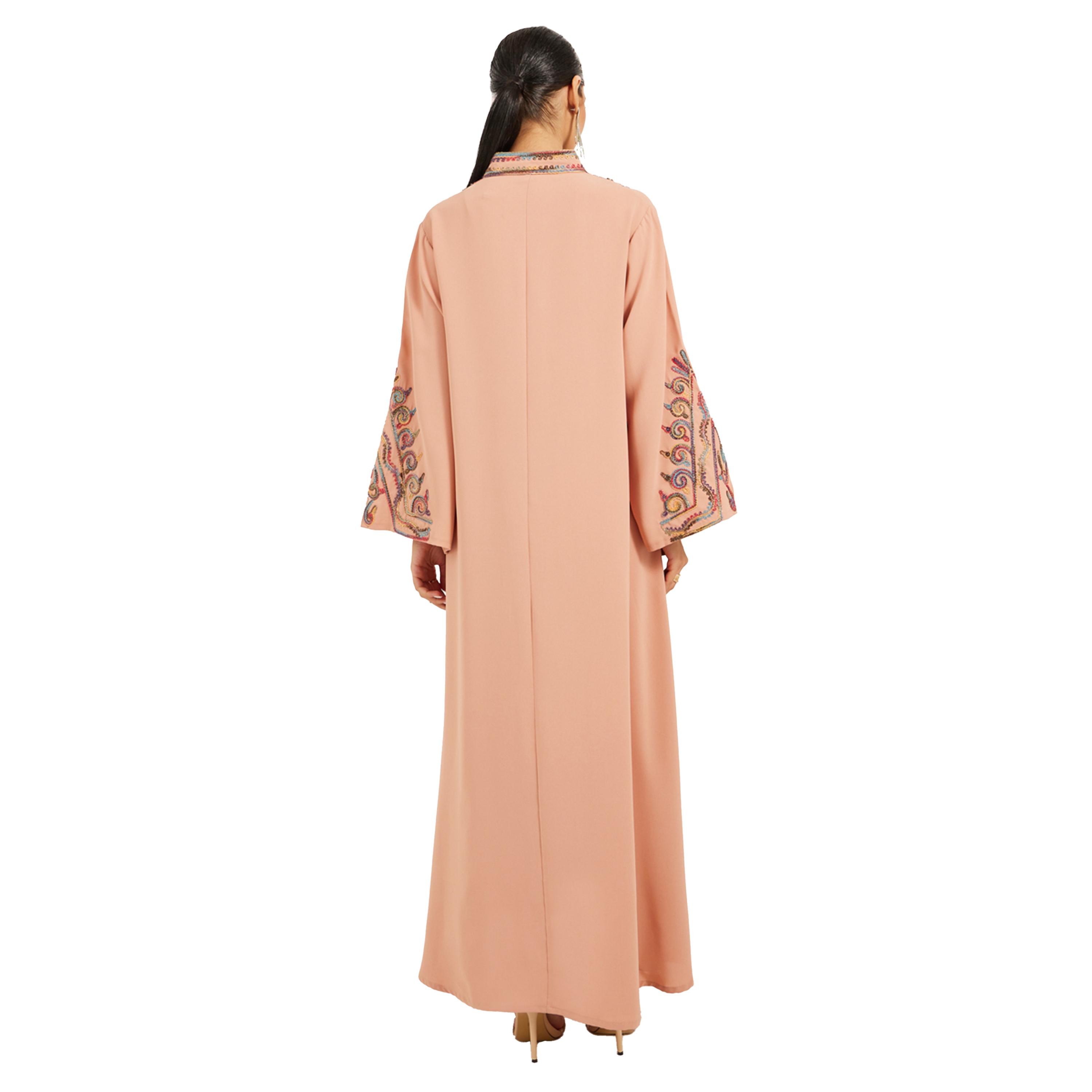 ستايلي - جلابية مطرزة بياقة واقفة وقصّة A-women-arabicclothing-jalabiyas-image-5