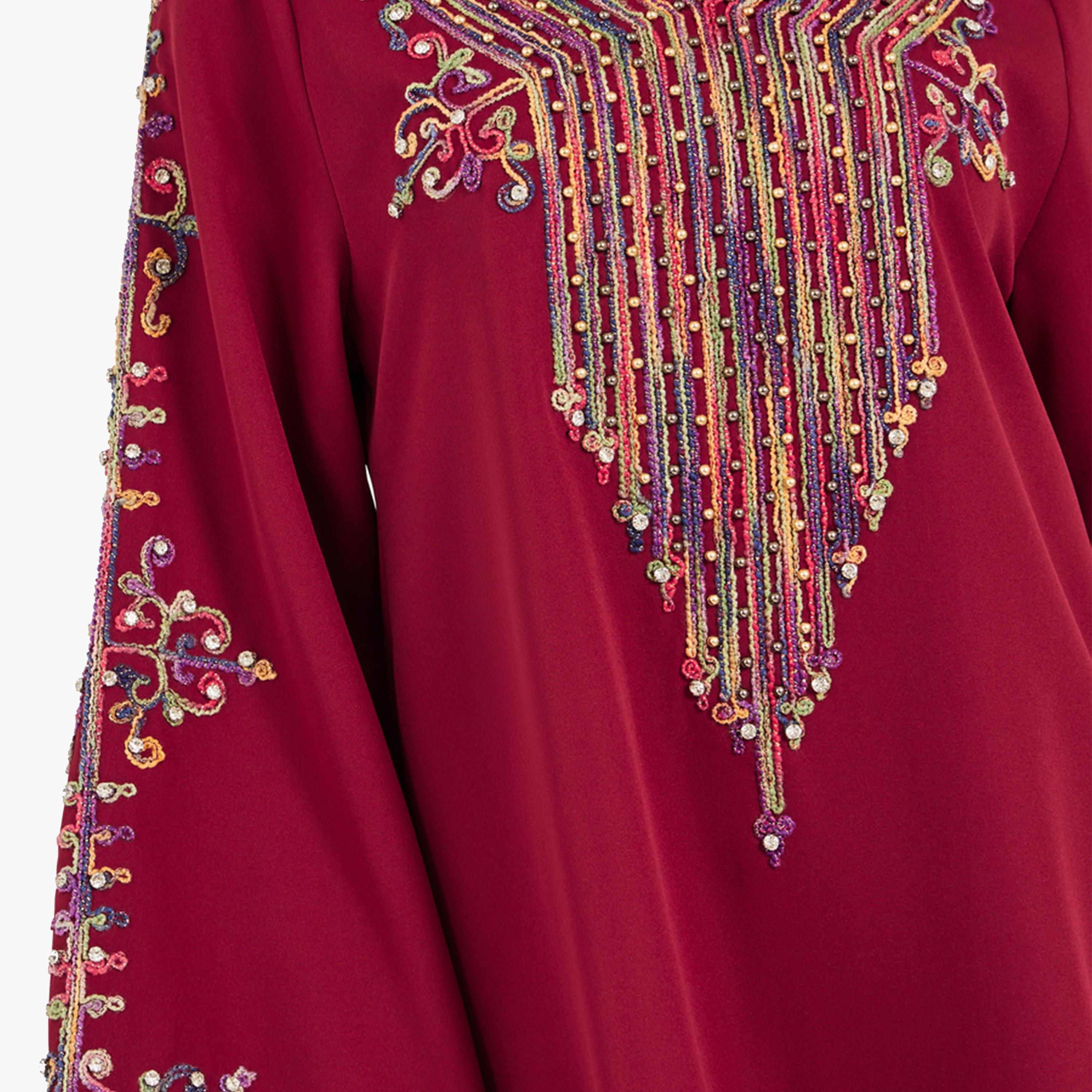 Styli Embroidered V Neck Jalabiya with Rhinestone Detail-women-arabicclothing-jalabiyas-image-4