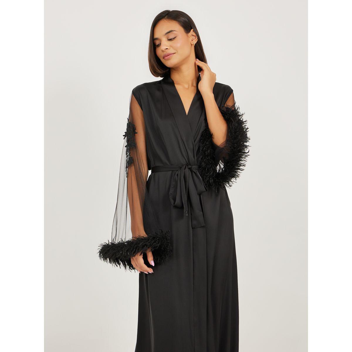 روب بأكمام شبكية وفرو صناعي مع تفاصيل مُطرّزة-women-clothing-nightwear-robes-image-2