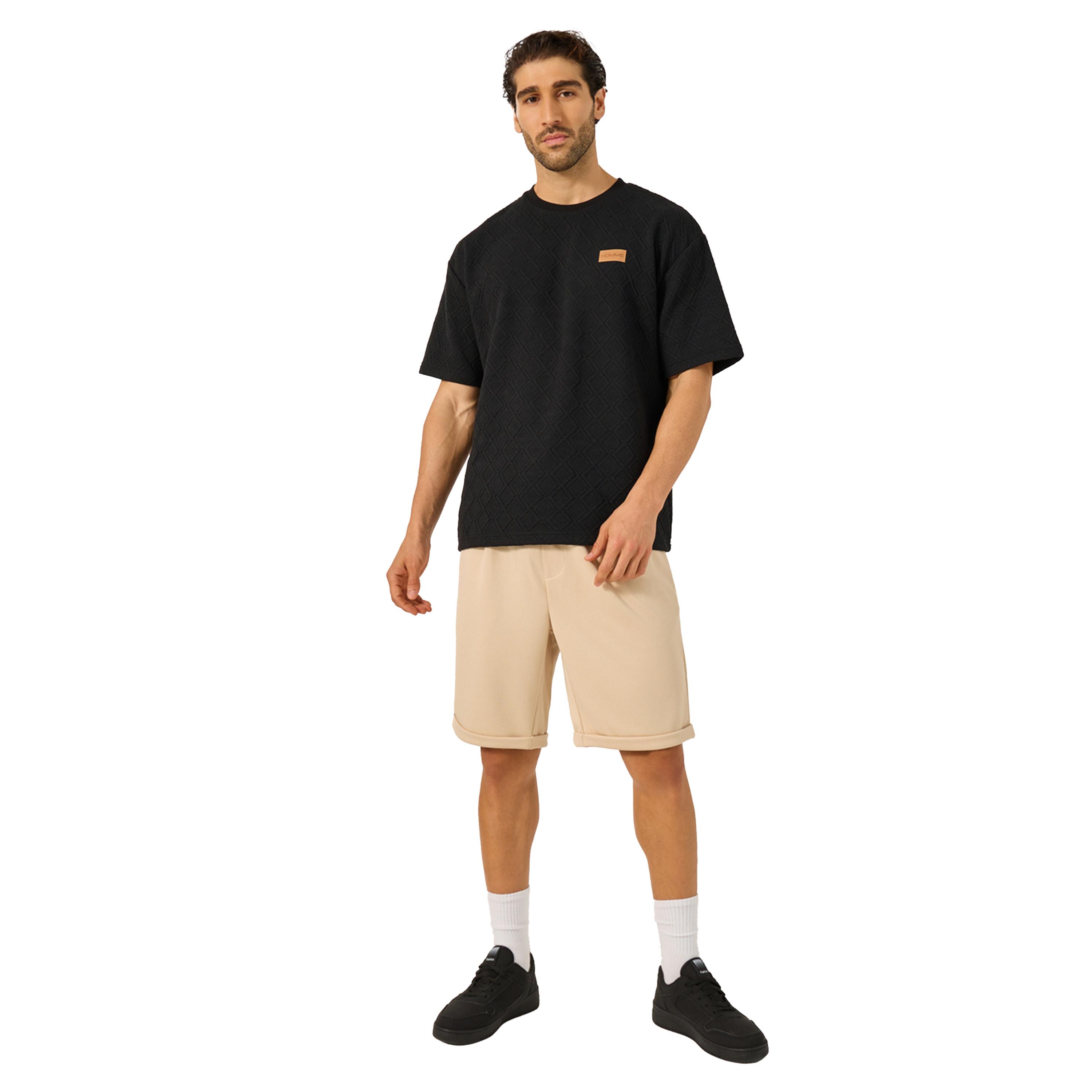 Styli Harlequin Textured Oversized T-Shirt with Badge Detail-men-clothing-tshirtsandpolos-tshirts-image-2