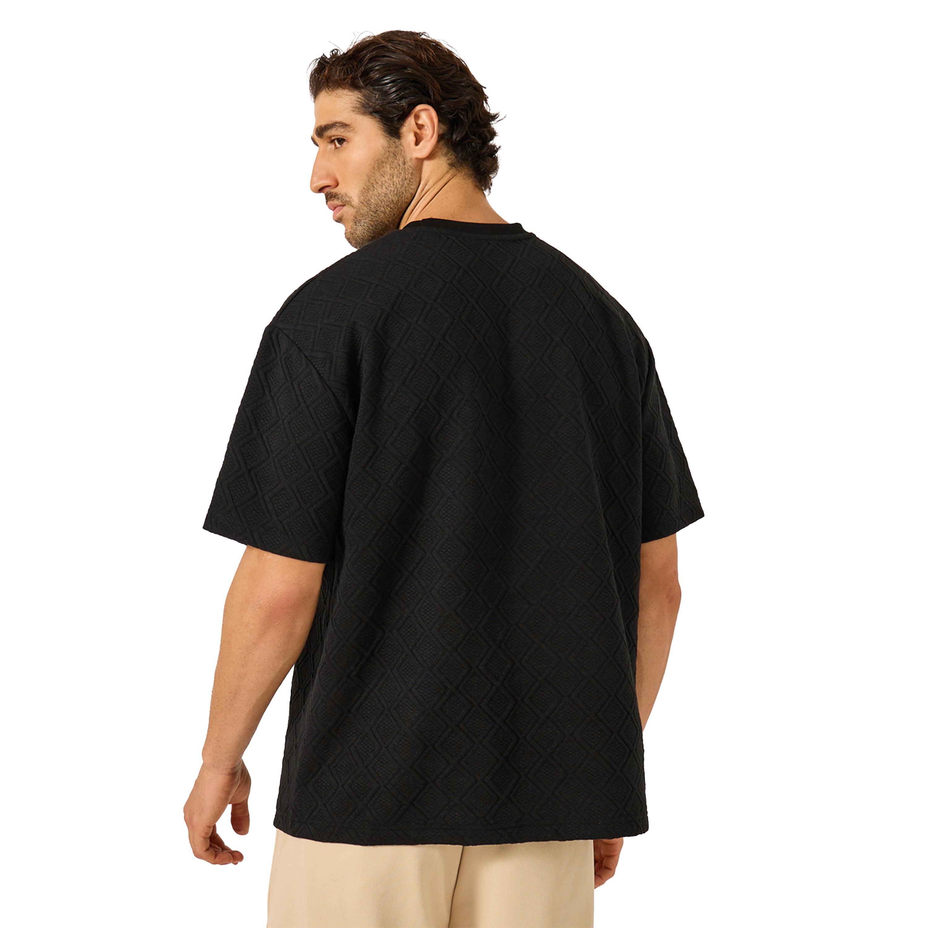 Styli Harlequin Textured Oversized T-Shirt with Badge Detail-men-clothing-tshirtsandpolos-tshirts-image-4