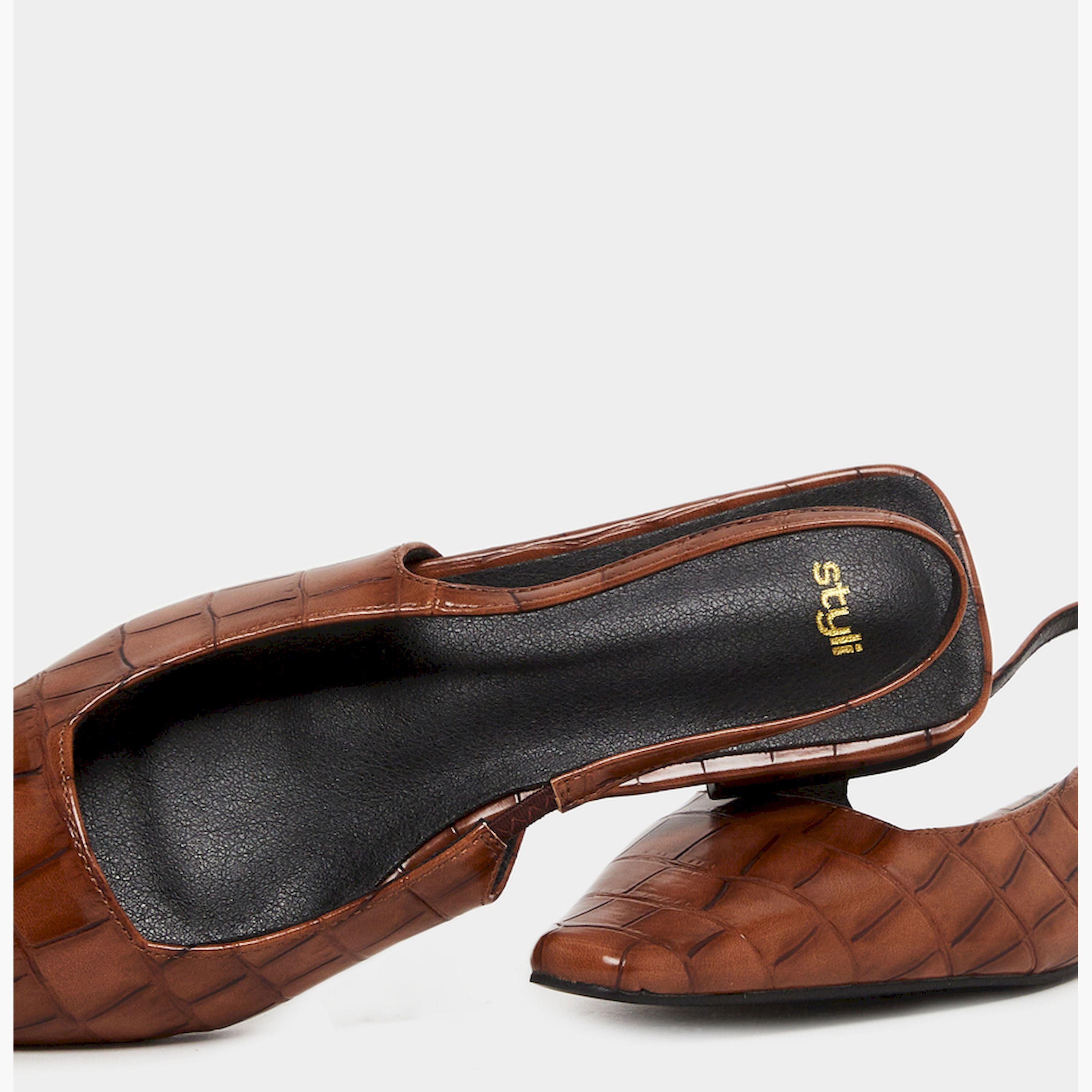ستايلي - حذاء مفتوح من الخلف بنقشة حيوانات-women-shoes-heels-image-3