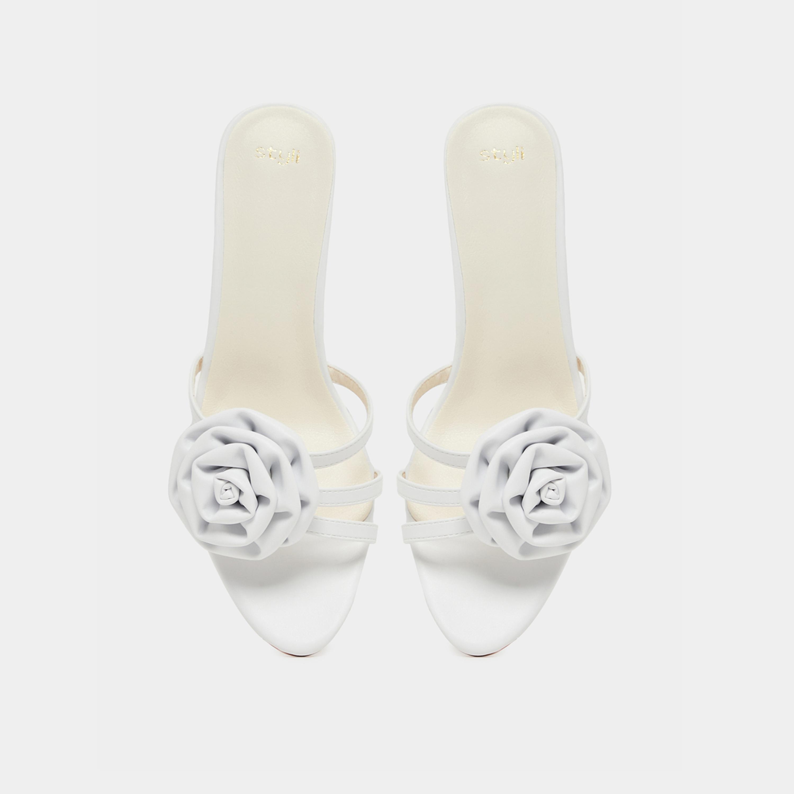 ستايلي - صندل بكعب صغير مزين بزهور-women-shoes-heels-image-5