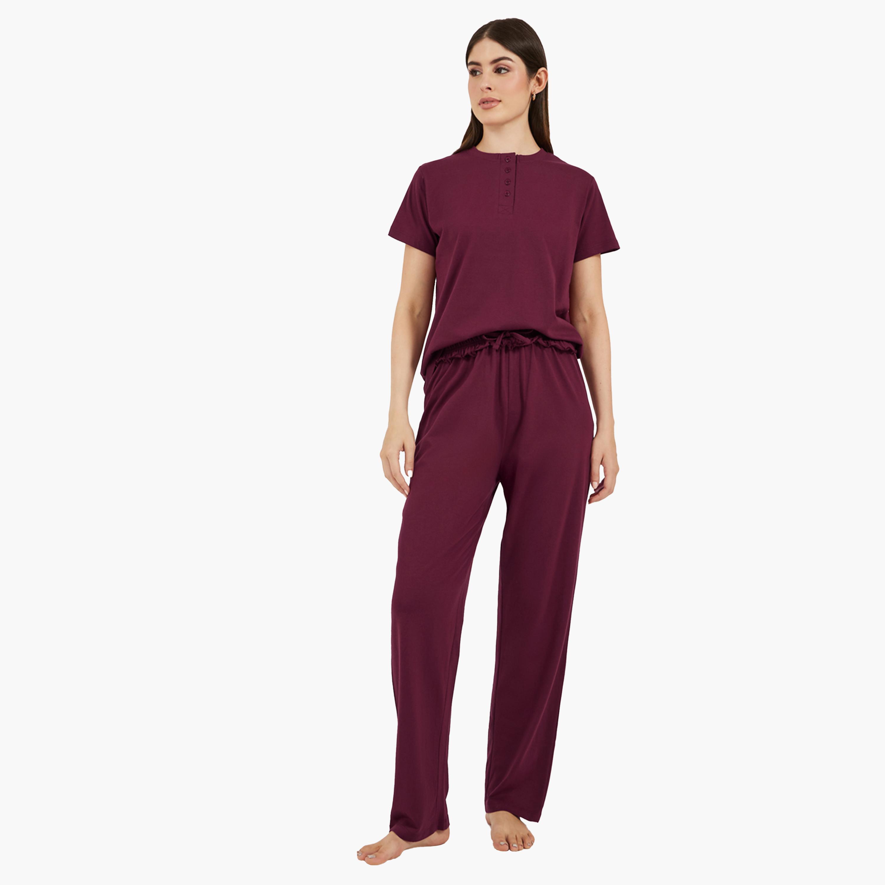 ستايلي-  بيجاما وتي شيرت محبوك بلون عنابي للنساء-women-clothing-nightwear-pyjamas-longsets-image-1