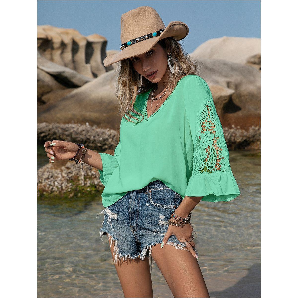 بلوزة سادة بأكمام جرس وتفاصيل دانتيل رَستي دَستي × ستايلي-women-clothing-shirtsandblouses-blouses-image-5