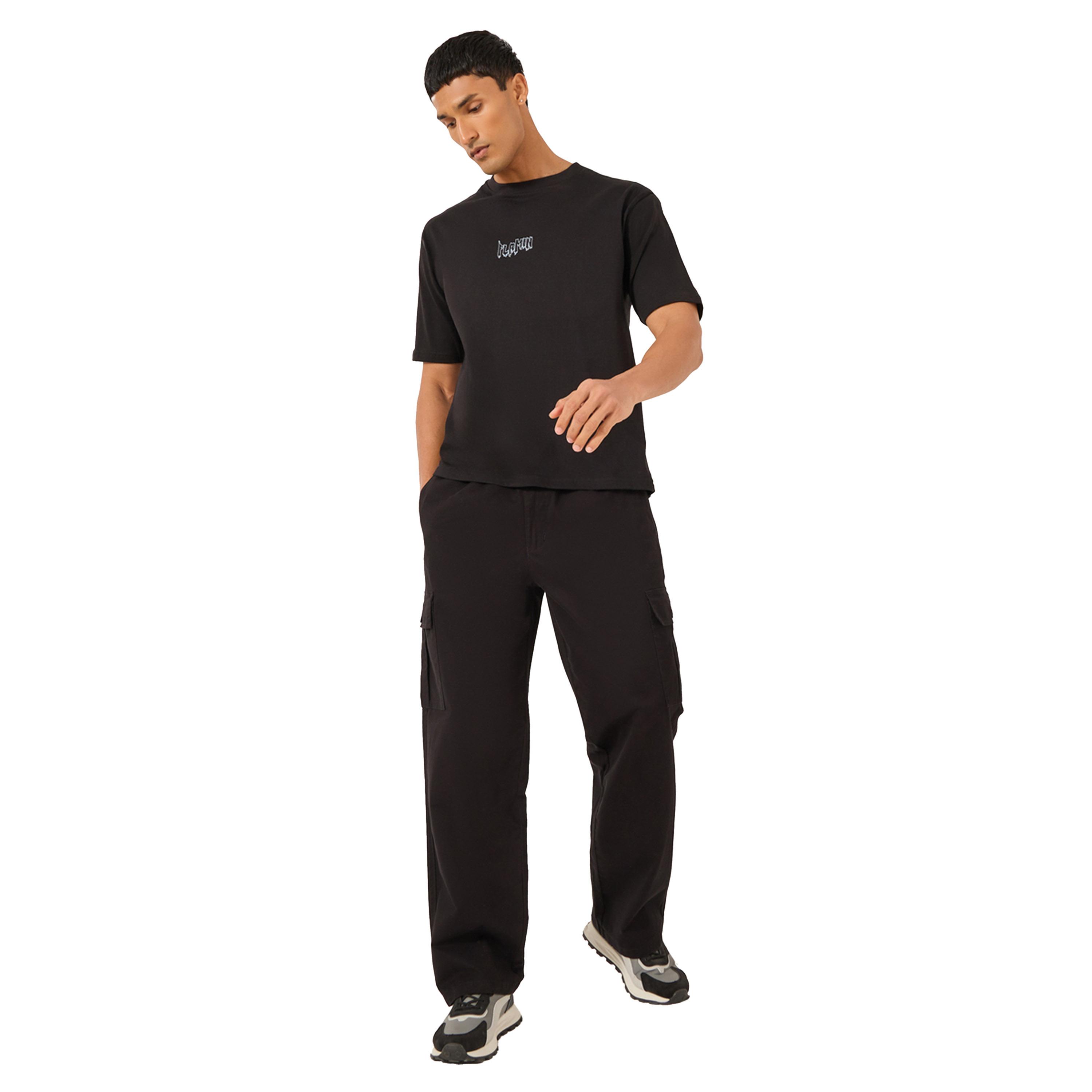 ستايلي - تي شيرت كبير الحجم بطبعة جرافيكية ورقبة دائرية-men-clothing-tshirtsandpolos-tshirts-image-1