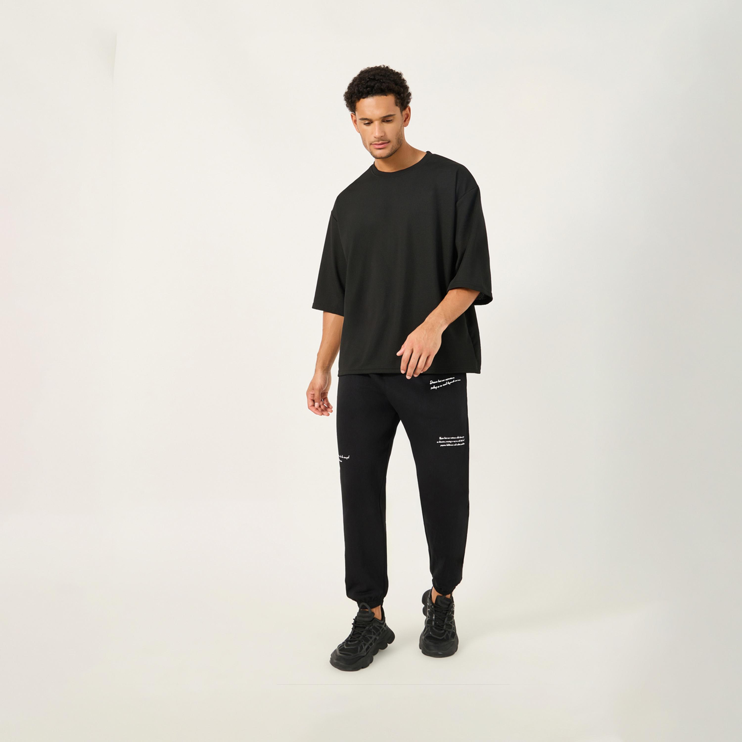 ستايلي - تي شيرت سادة بقصة عادية من القطن برقبة دائرية-men-clothing-tshirtsandpolos-tshirts-image-2