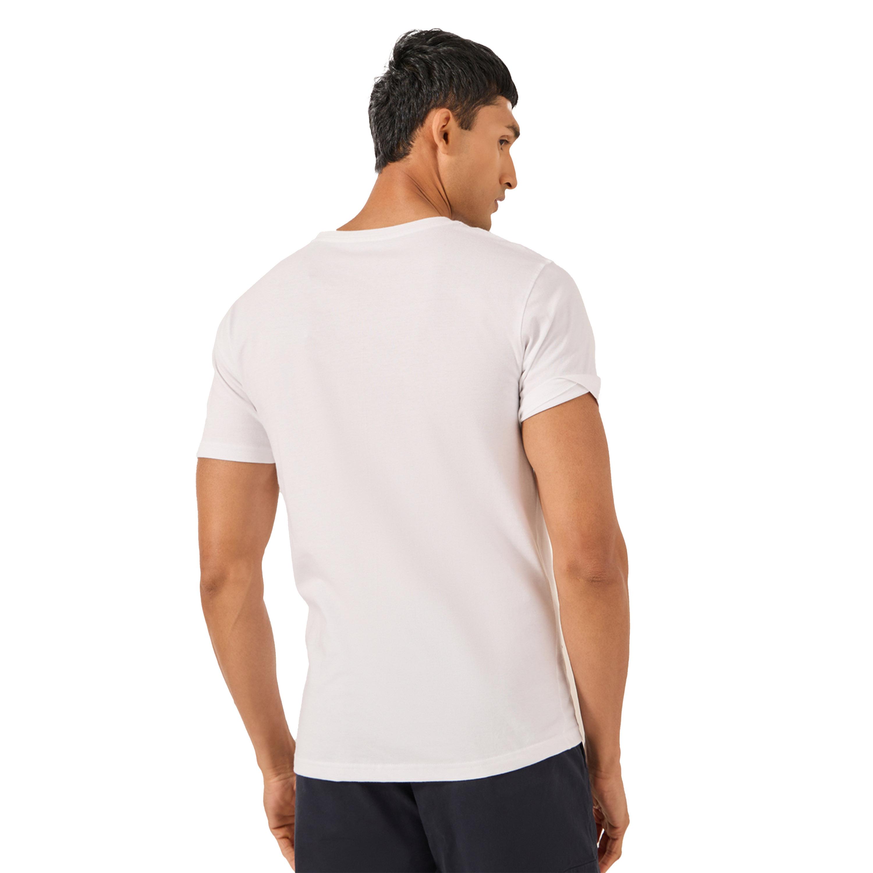 ستايلي - تي شيرت قطني مطرز بقصّة عادية ورقبة دائرية-men-clothing-tshirtsandpolos-tshirts-image-4