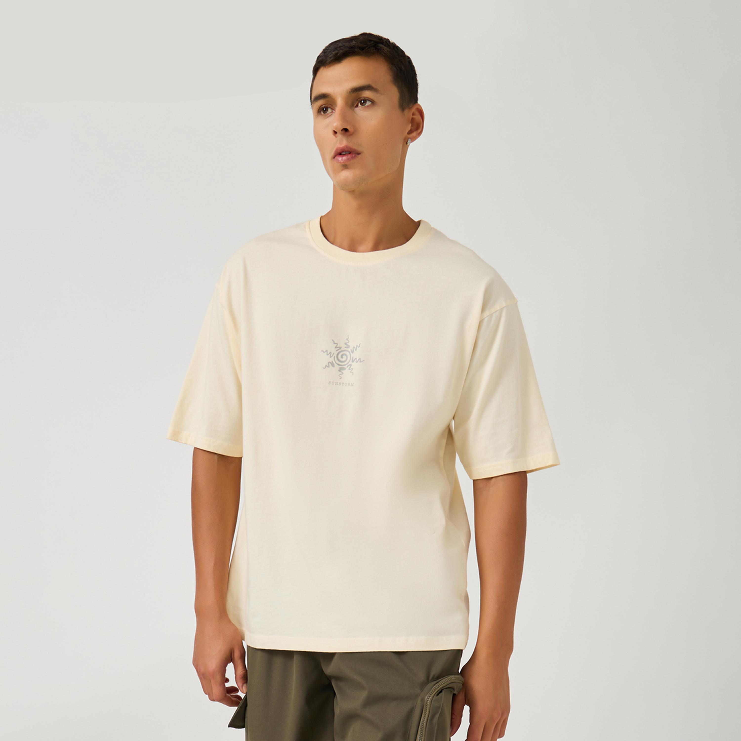 ستايلي - تي شيرت قطني مربع بطبعة الشمس-men-clothing-tshirtsandpolos-tshirts-image-2