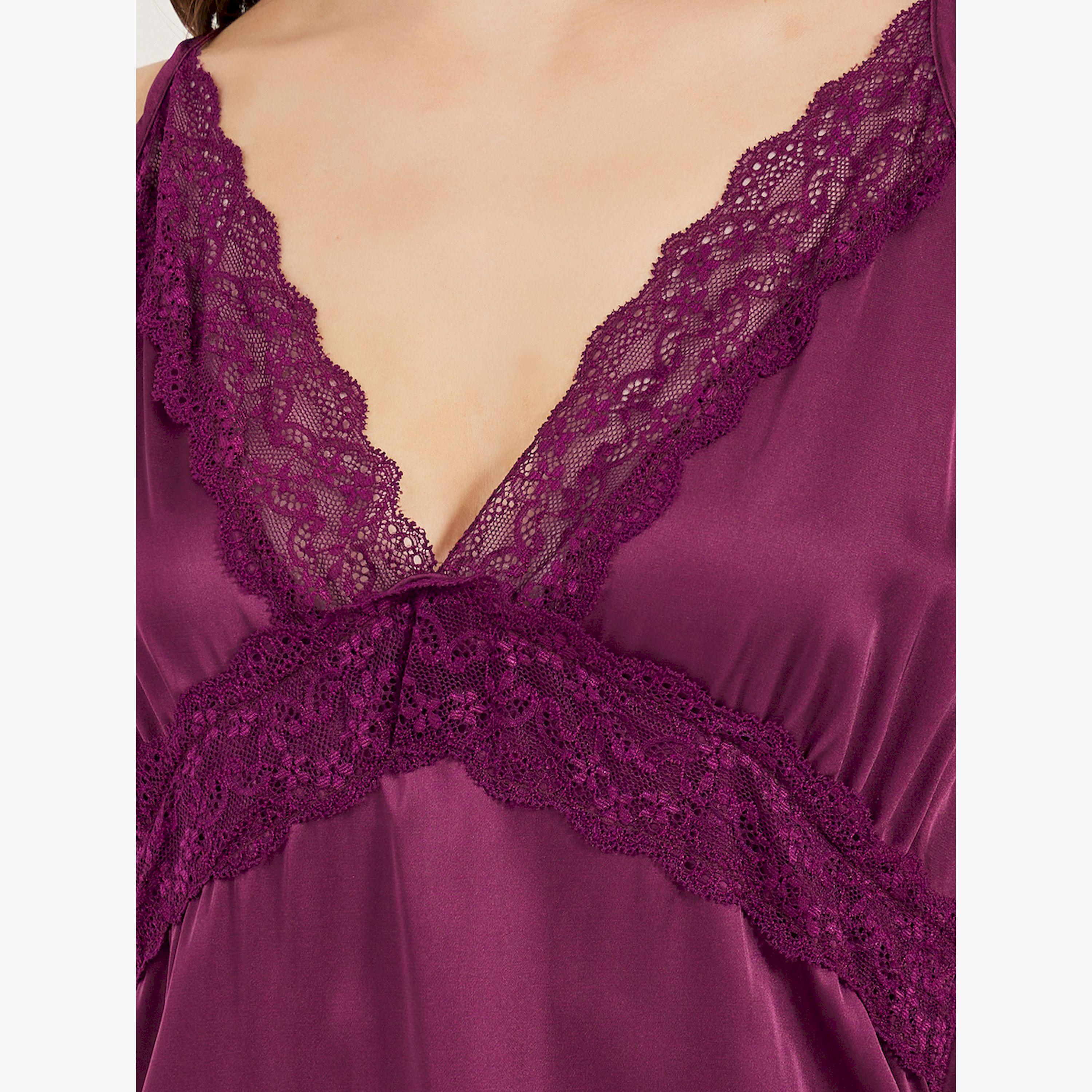 ستايلي - فستان نوم ساتان بدون أكمام مع تفاصيل من الدانتيل - برغندي-women-clothing-nightwear-nighties-image-3