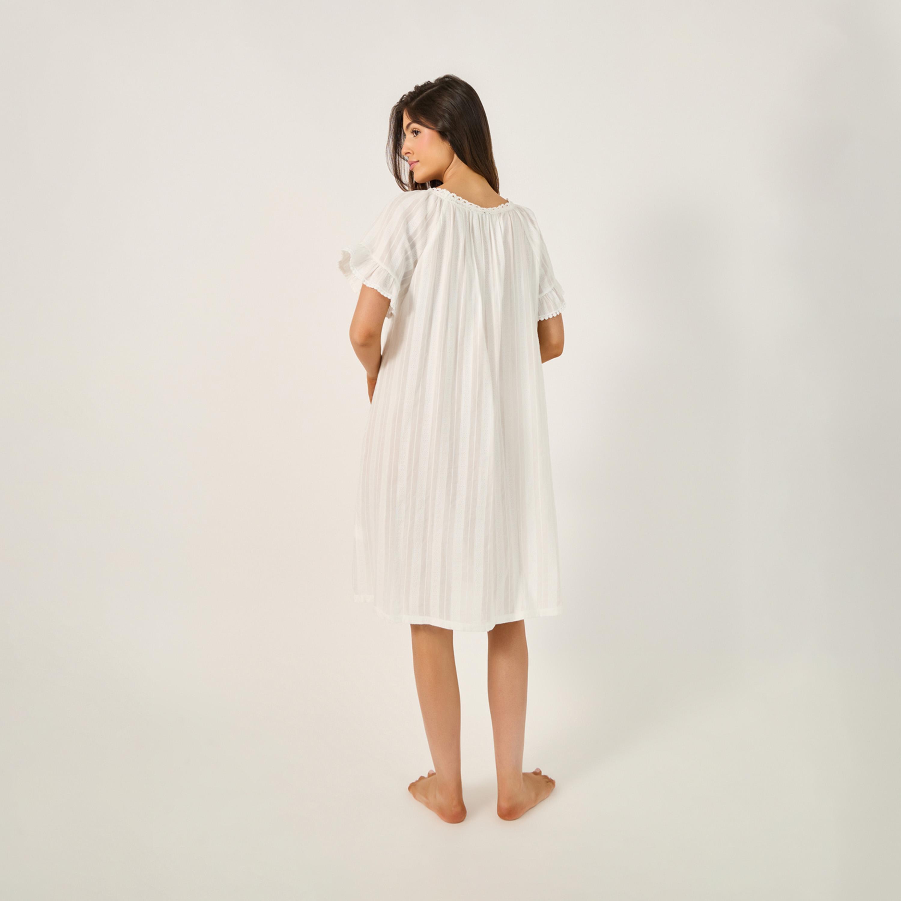 ستايلي - فستان نوم من القطن المخطط مع حواف من الدانتيل وأكمام مكشكشة-women-clothing-nightwear-nighties-image-4