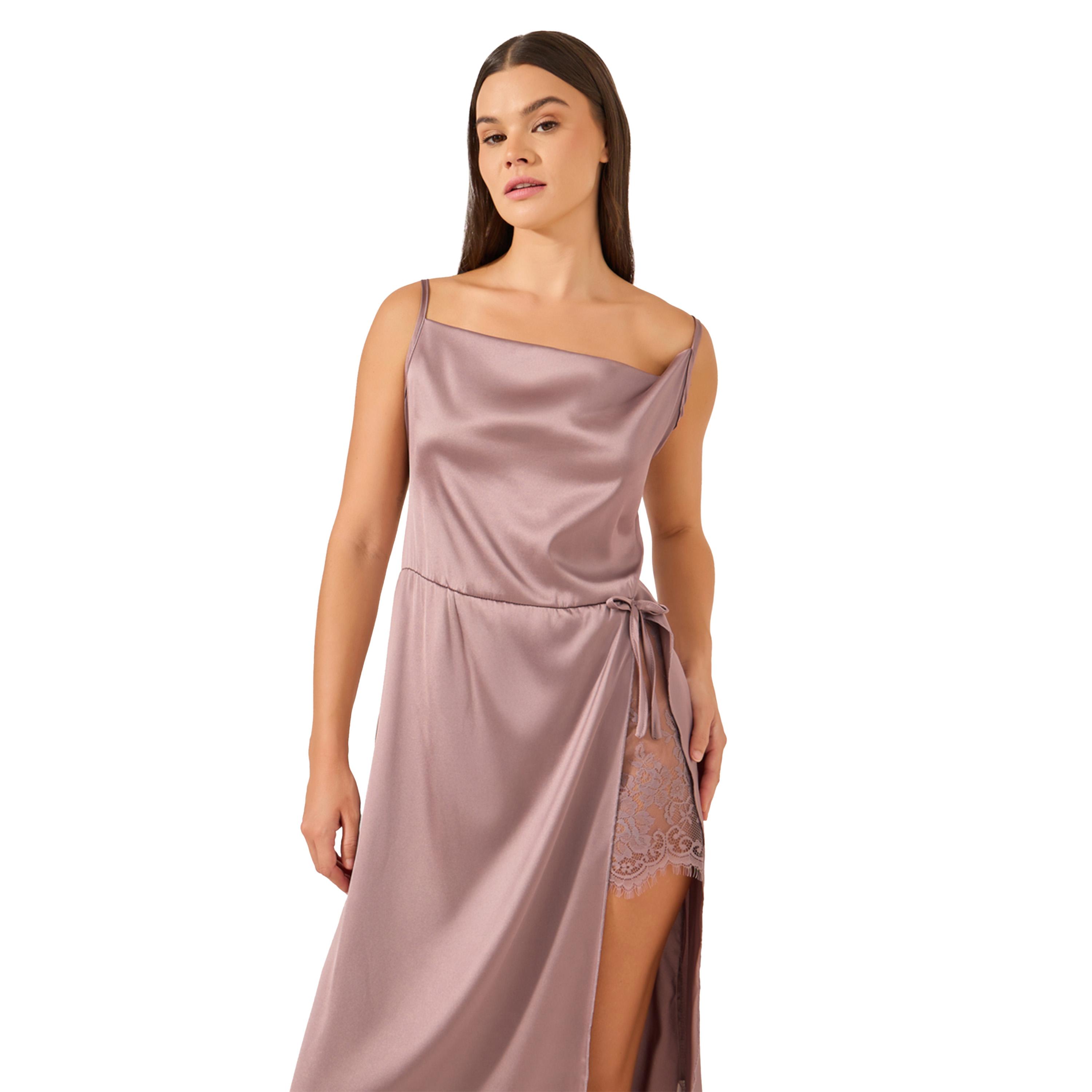 ستايلي -  فستان متوسط الطول من الساتان برقبة دائرية مع تفاصيل دانتيل-women-clothing-nightwear-nighties-image-2