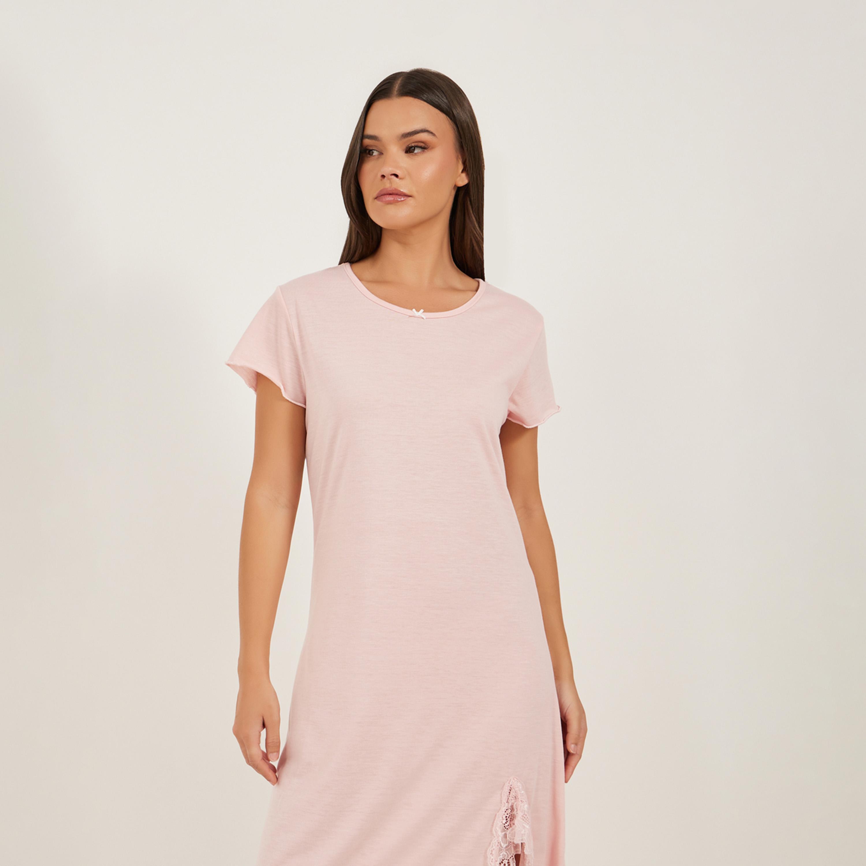 ستايلي - تي شيرت نوم بياقة دائرية وحواف متعرجة مزين بالدانتيل-women-clothing-nightwear-nighties-image-2