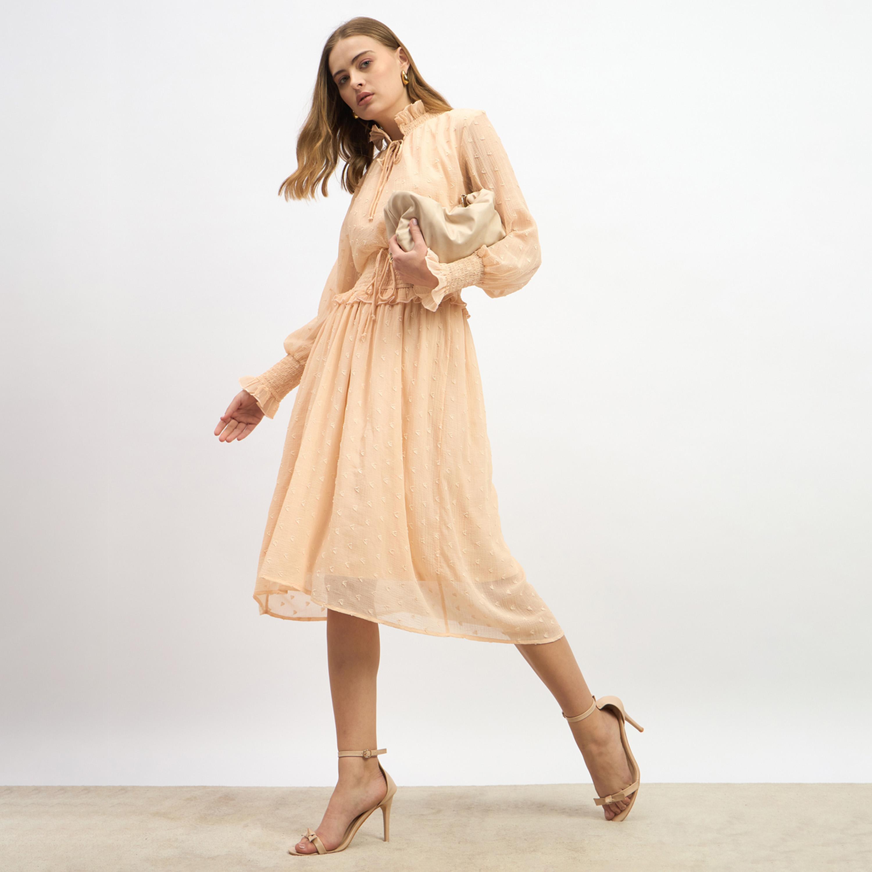 ستايلي - فستان متوسط الطول من قماش دوبي بخصر مكشكش وقصة A-women-clothing-dresses-image-1