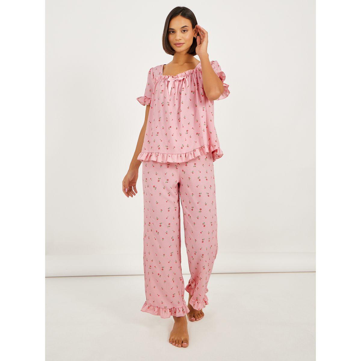 طقم من بنطال بيجاما وبلوزة بأكمام كشكش-women-clothing-nightwear-pyjamas-longsets-image-1