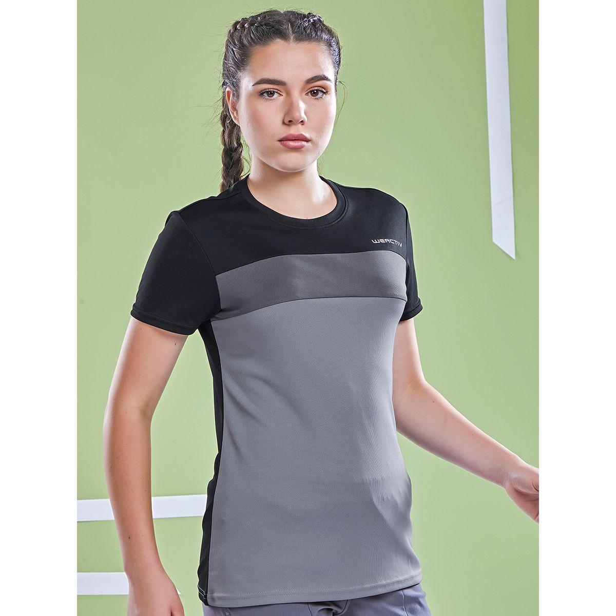 بلوزة بنمط كتل الالوان وأكمام قصيرة تكنوسبورت × ستايلي-sports-women-clothing-tshirtsandvests-image-4