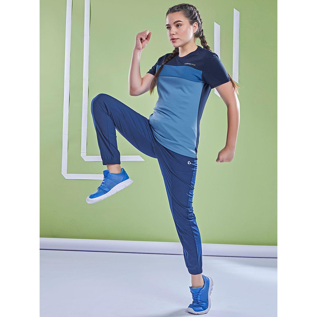 بلوزة بنمط كتل الالوان وأكمام قصيرة تكنوسبورت × ستايلي-sports-women-clothing-tshirtsandvests-image-6