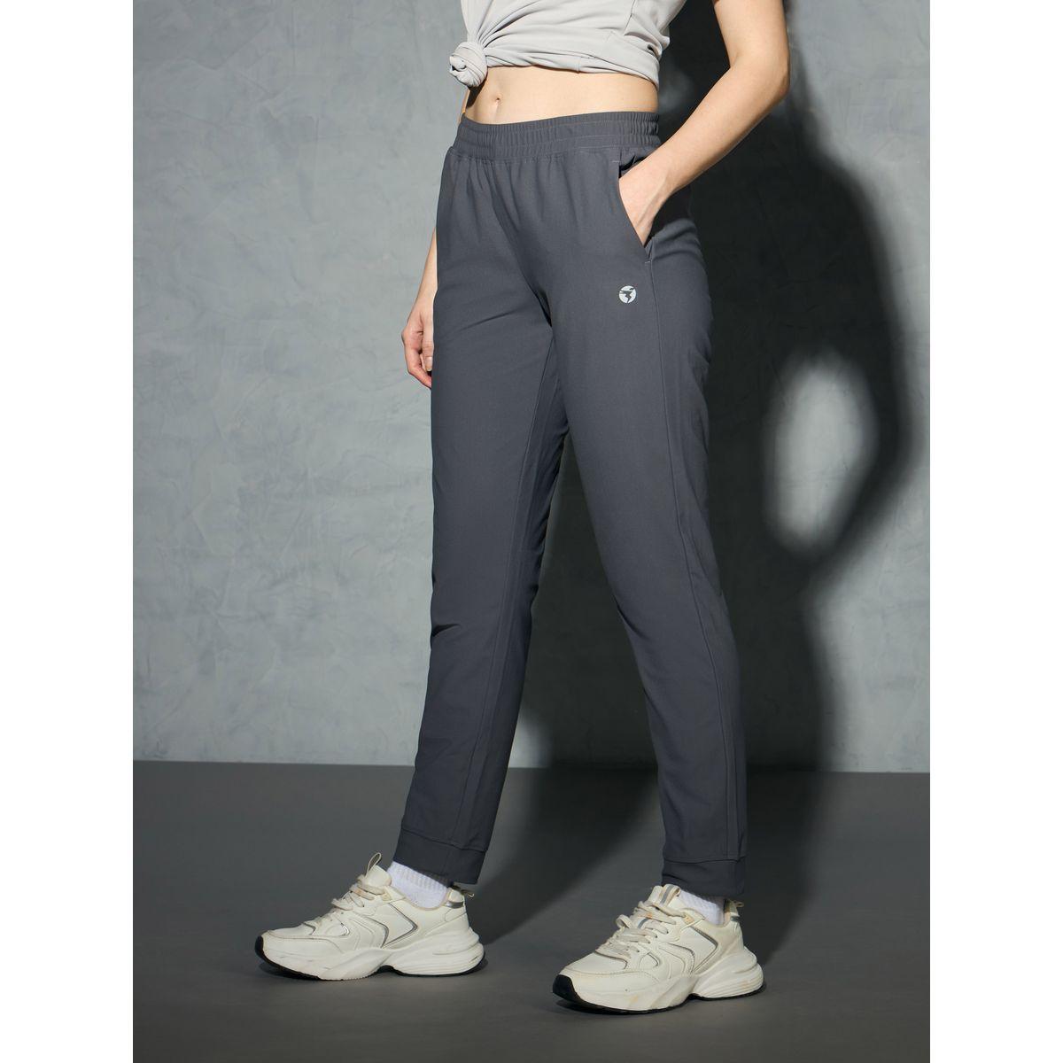 جوغر مطبع بشعار مع جيوب تكنوسبورت × ستايلي-women-clothing-sportswearandactivewear-bottoms-image-3