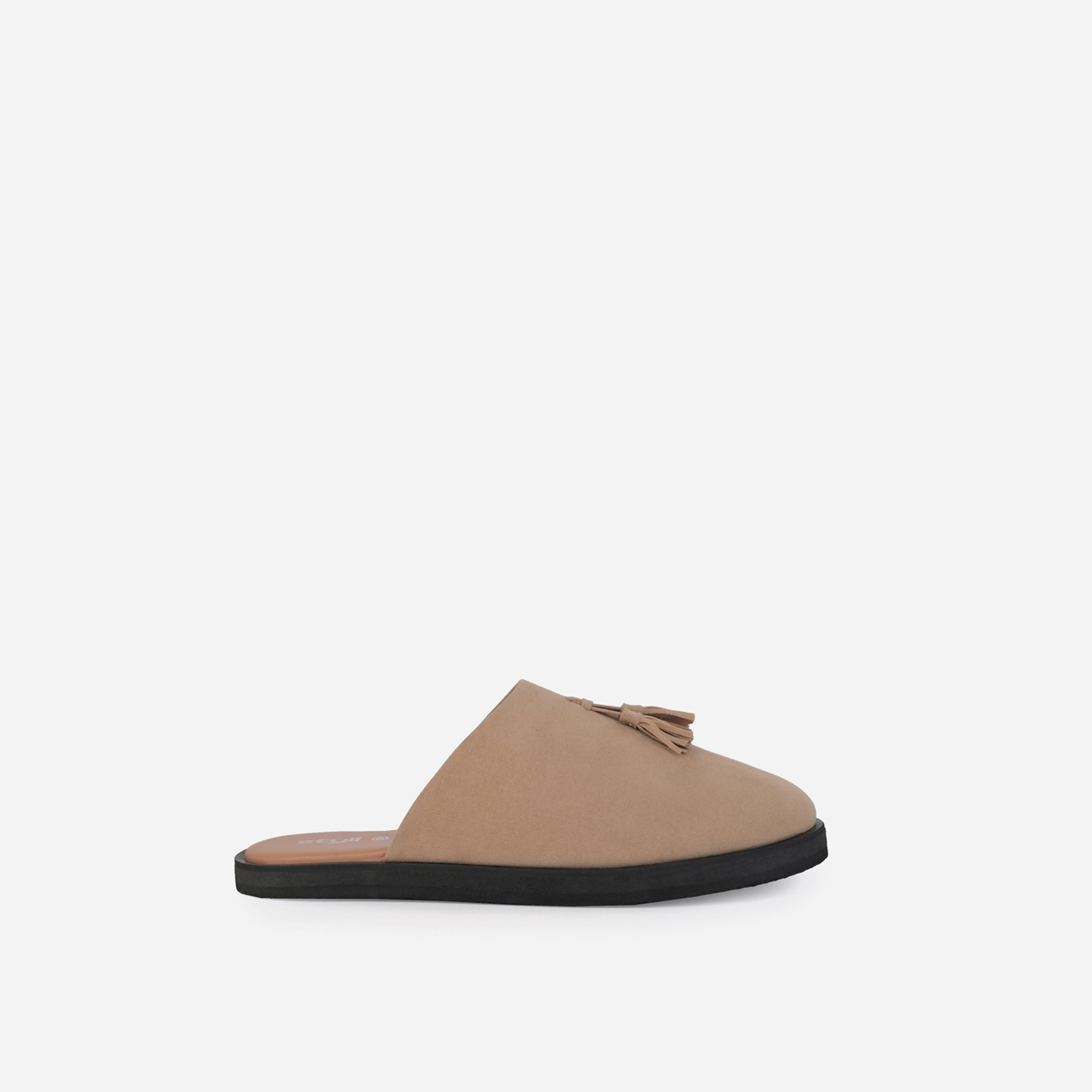 Styli Suede Clogs with Tassel Detail-men-shoes-flipflopsandslides-image-3