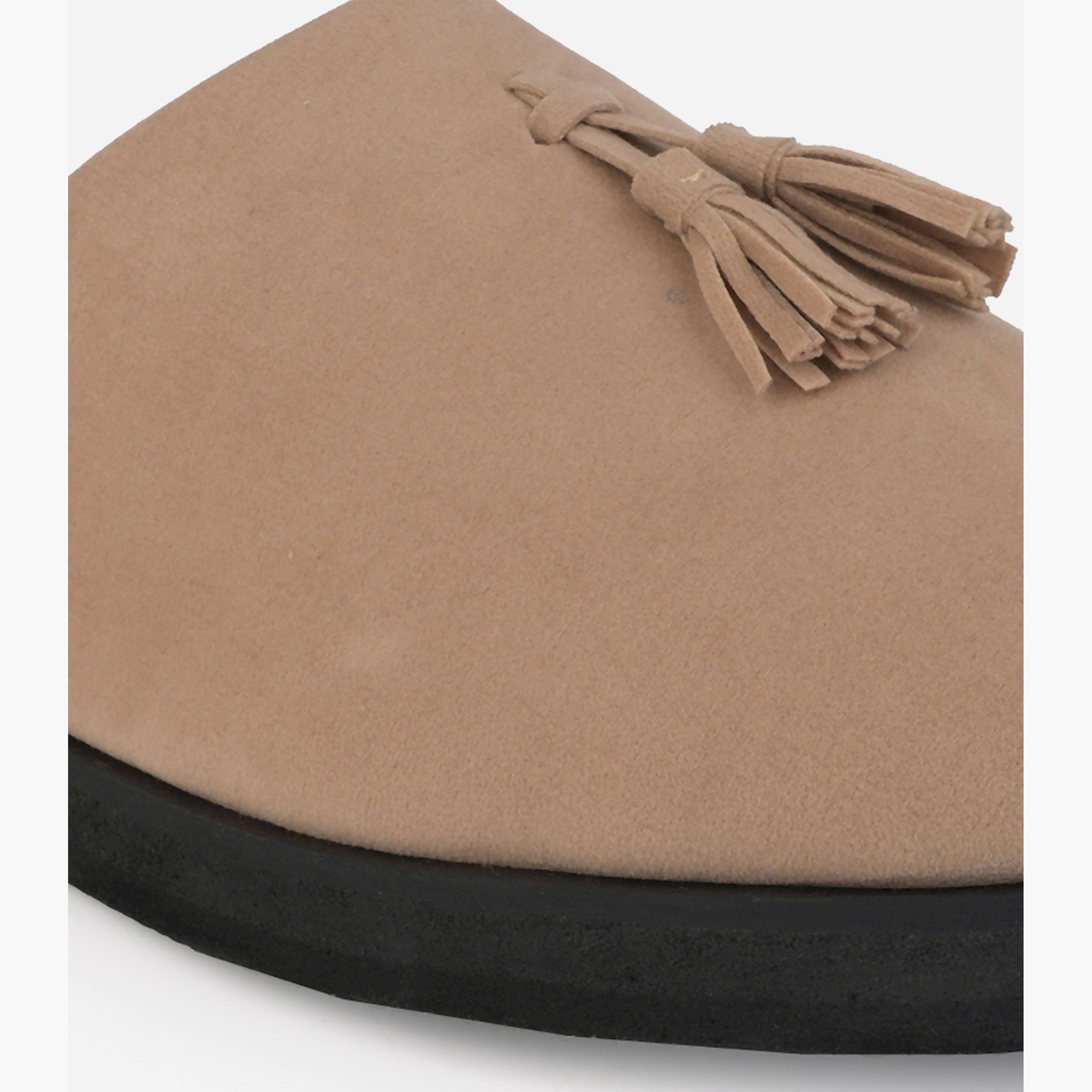 ستايلي - شبشب من جلد سويد مخملي مع تفاصيل شراشيب-men-shoes-flipflopsandslides-image-6
