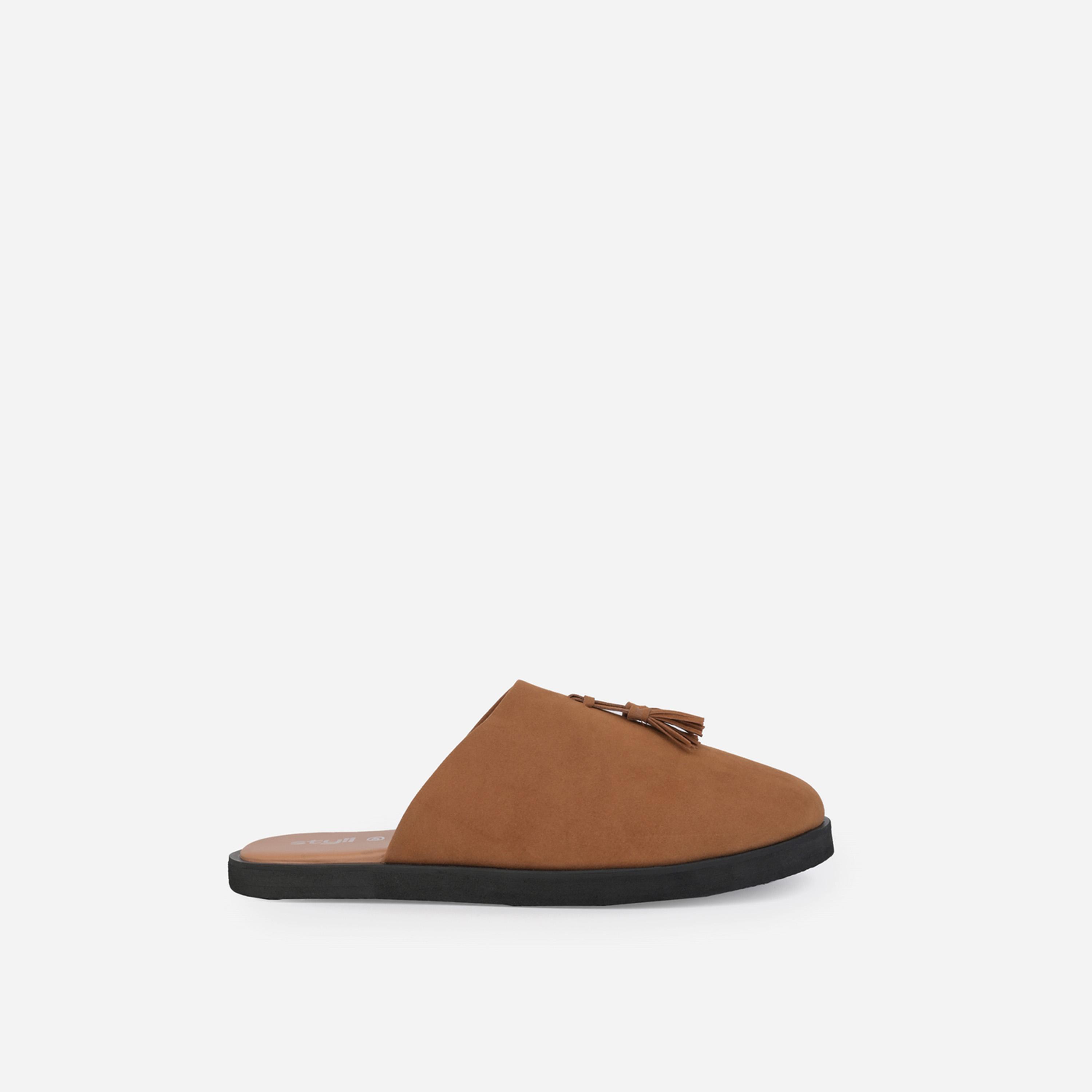 Styli Suede Clogs with Tassel Detail-men-shoes-flipflopsandslides-image-3