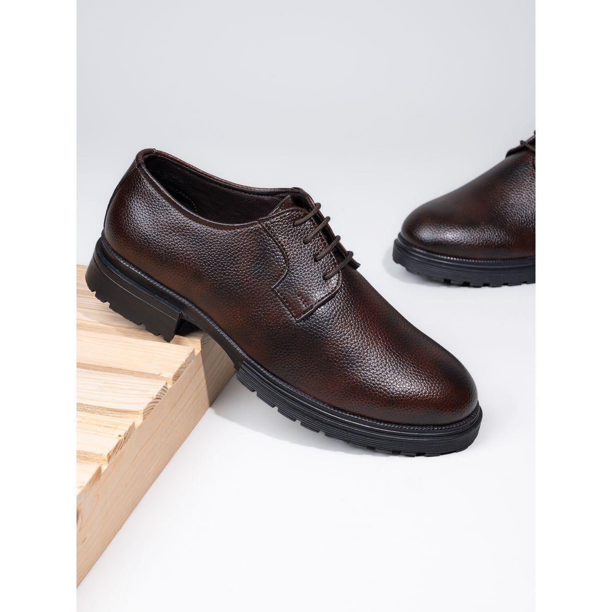 حذاء اكسفورد بجلد صناعي ورباط غلق-men-shoes-formalshoes-image-1