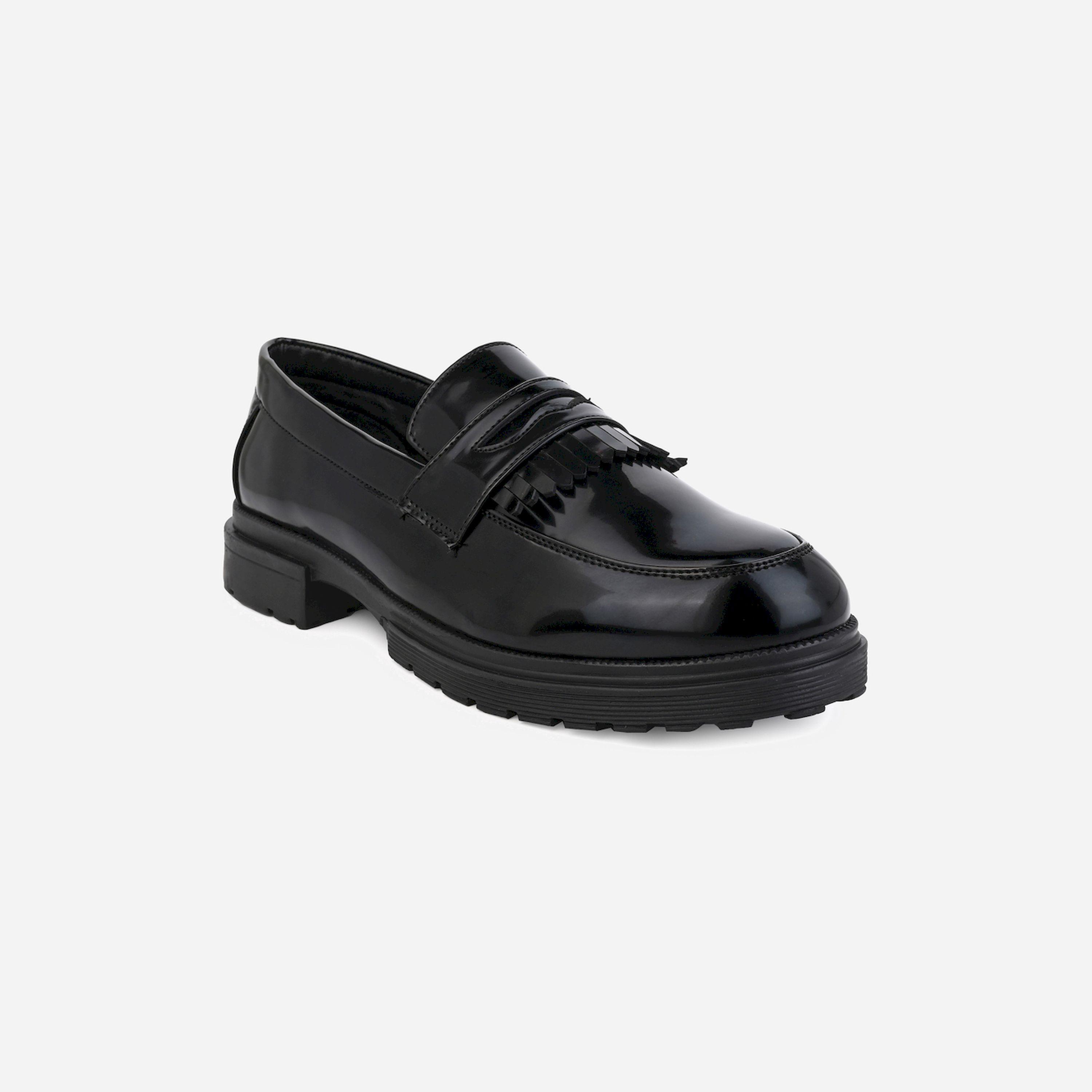 ستايلي - حذاء لوفر من الجلد الصناعي بتصميم كشكش-men-shoes-loafersandmoccasins-image-4