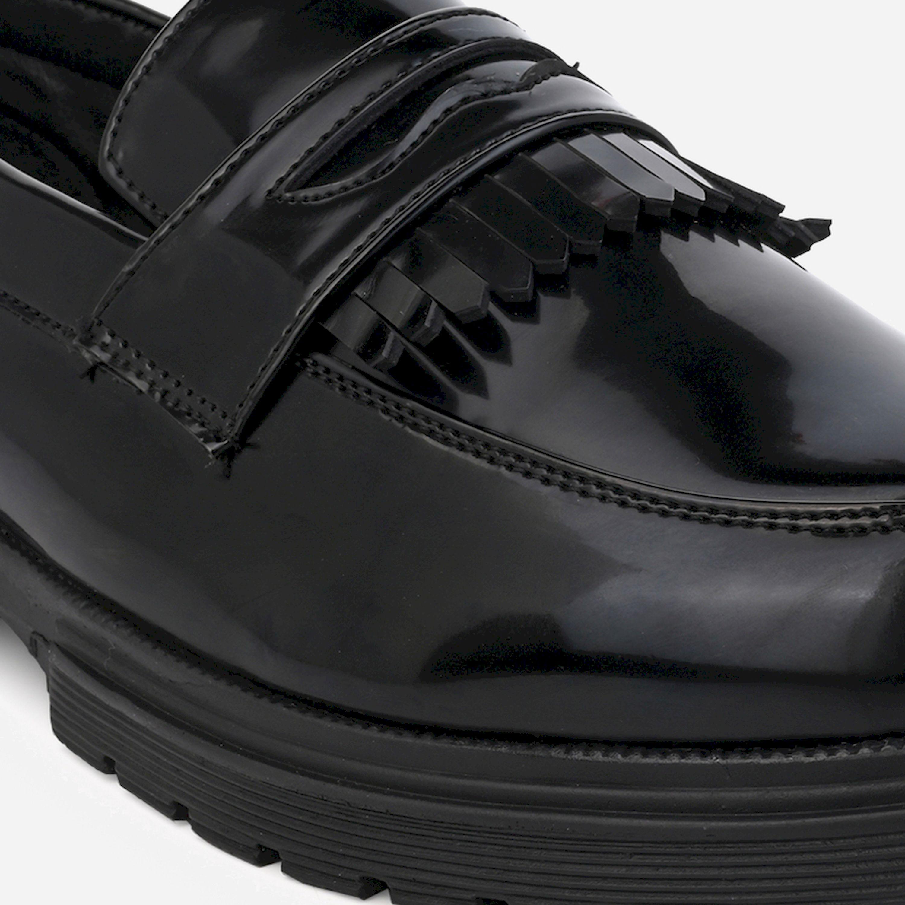 ستايلي - حذاء لوفر من الجلد الصناعي بتصميم كشكش-men-shoes-loafersandmoccasins-image-7